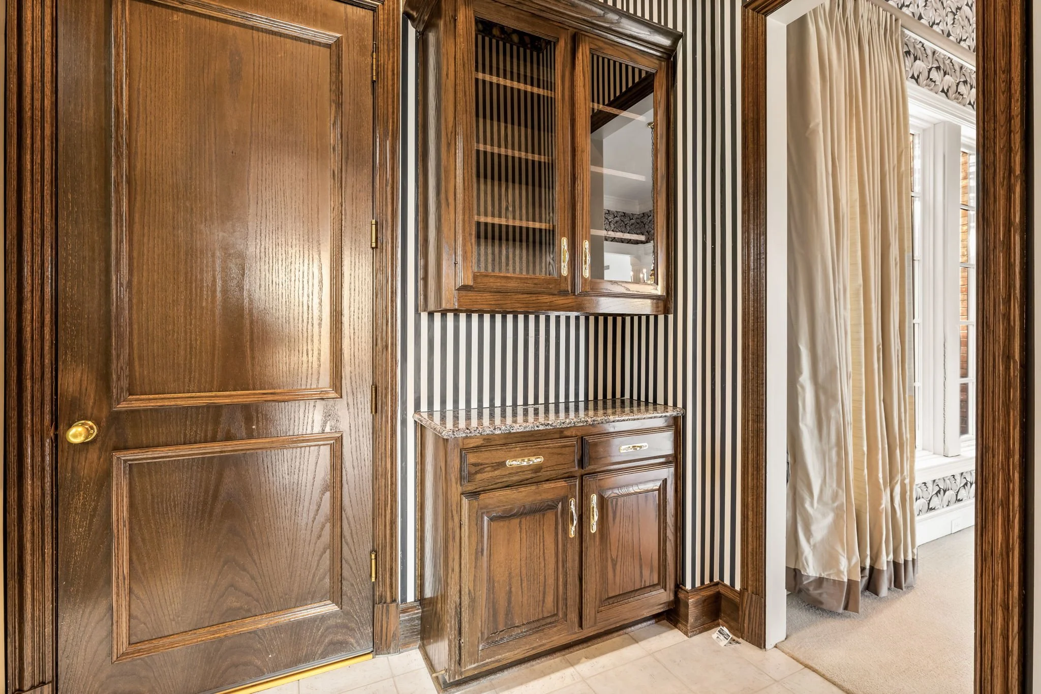 29-web-or-mls-1504 Eastwick-29.jpg