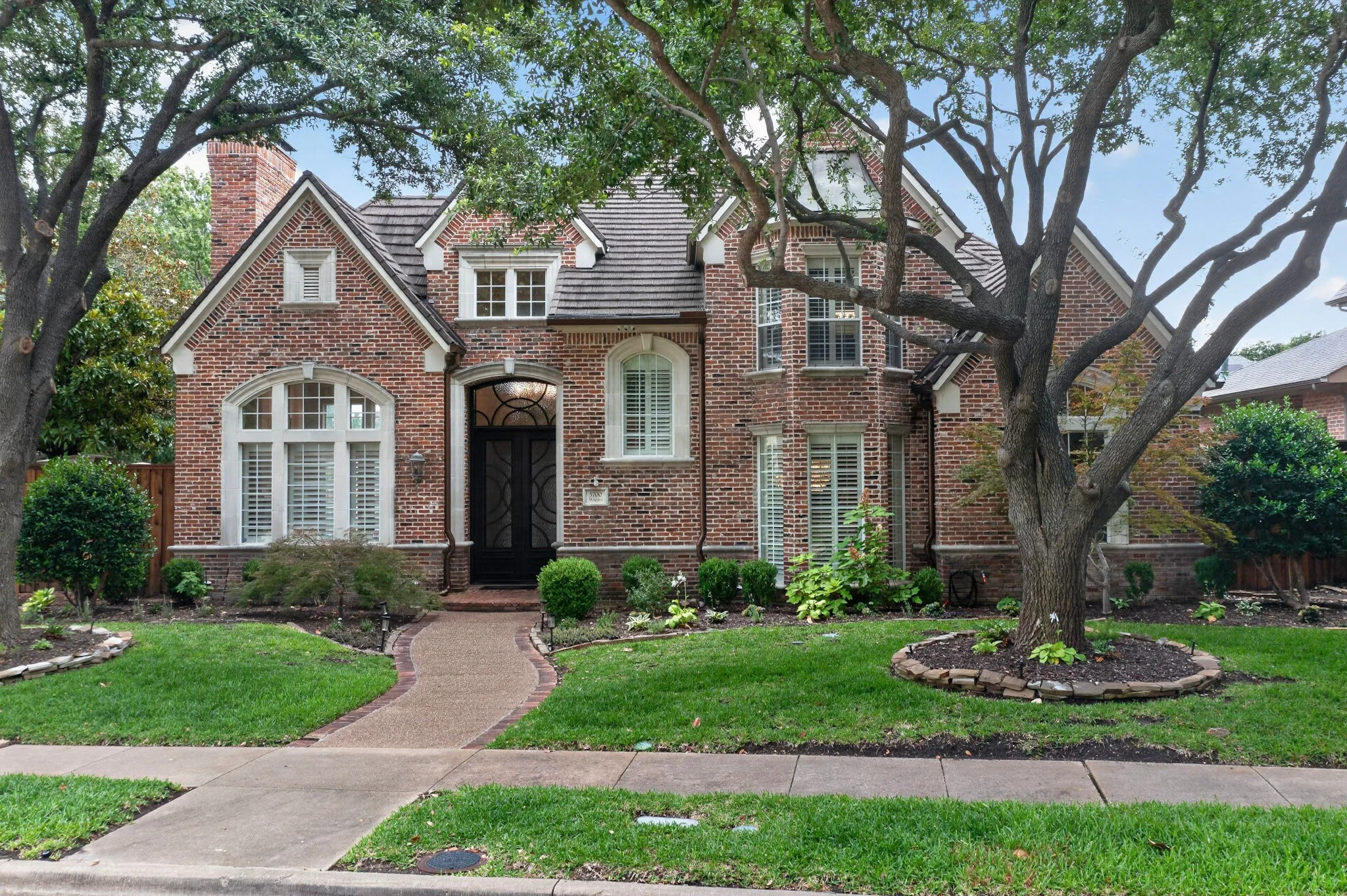 3dcasas-5700-walden-dr-004.jpg