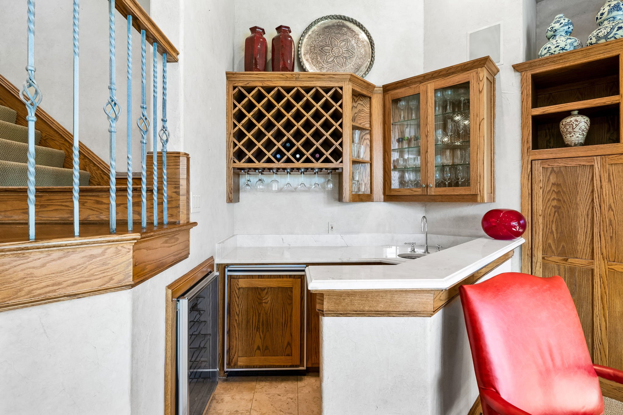 28-web-or-mls-1808 Cliffview-28.jpg