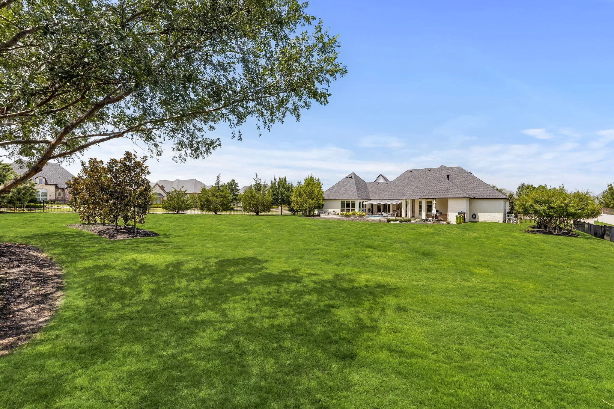 60-web-or-mls-2120 Meadow View-60.jpg