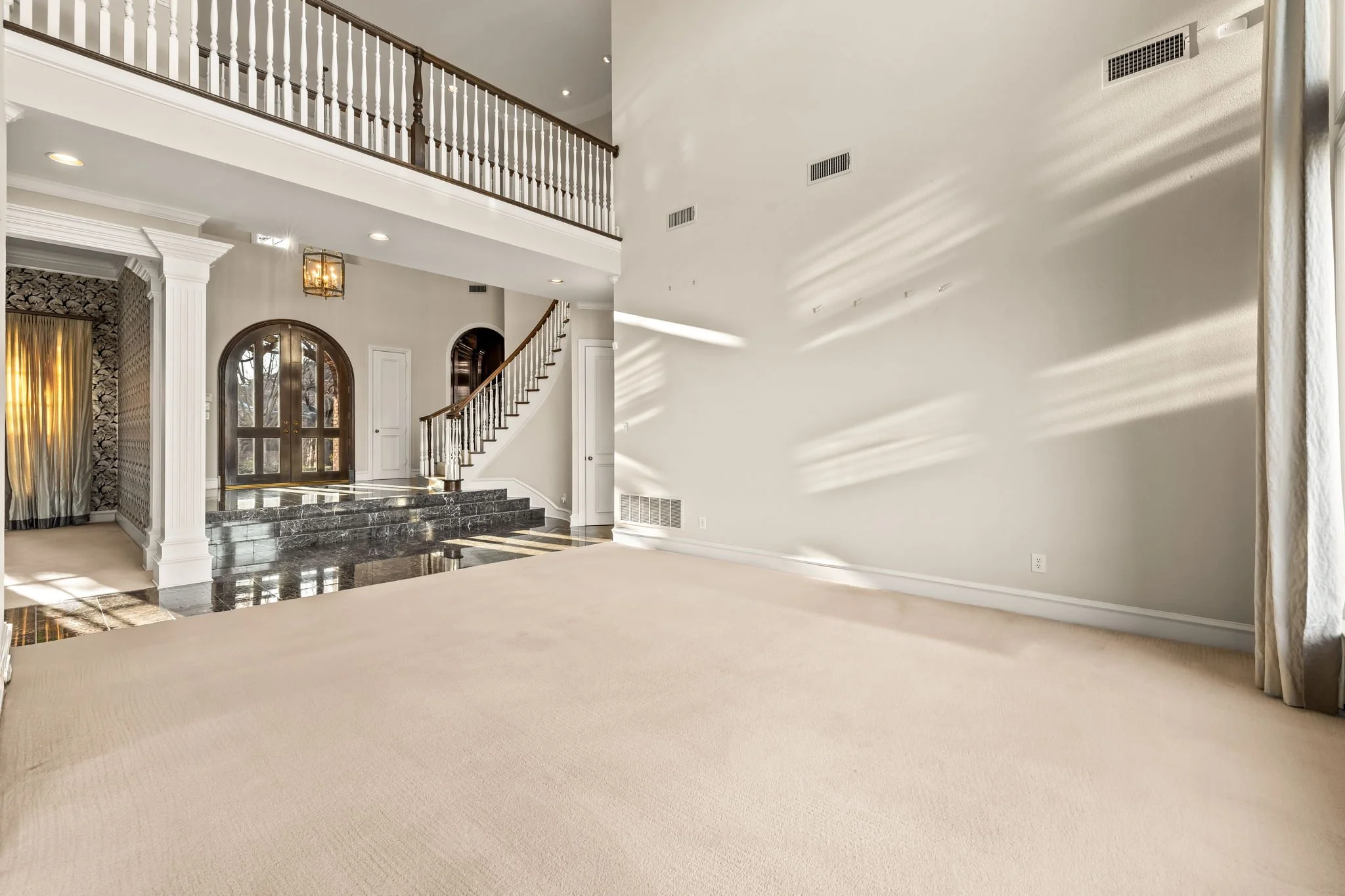 13-web-or-mls-1504 Eastwick-13.jpg