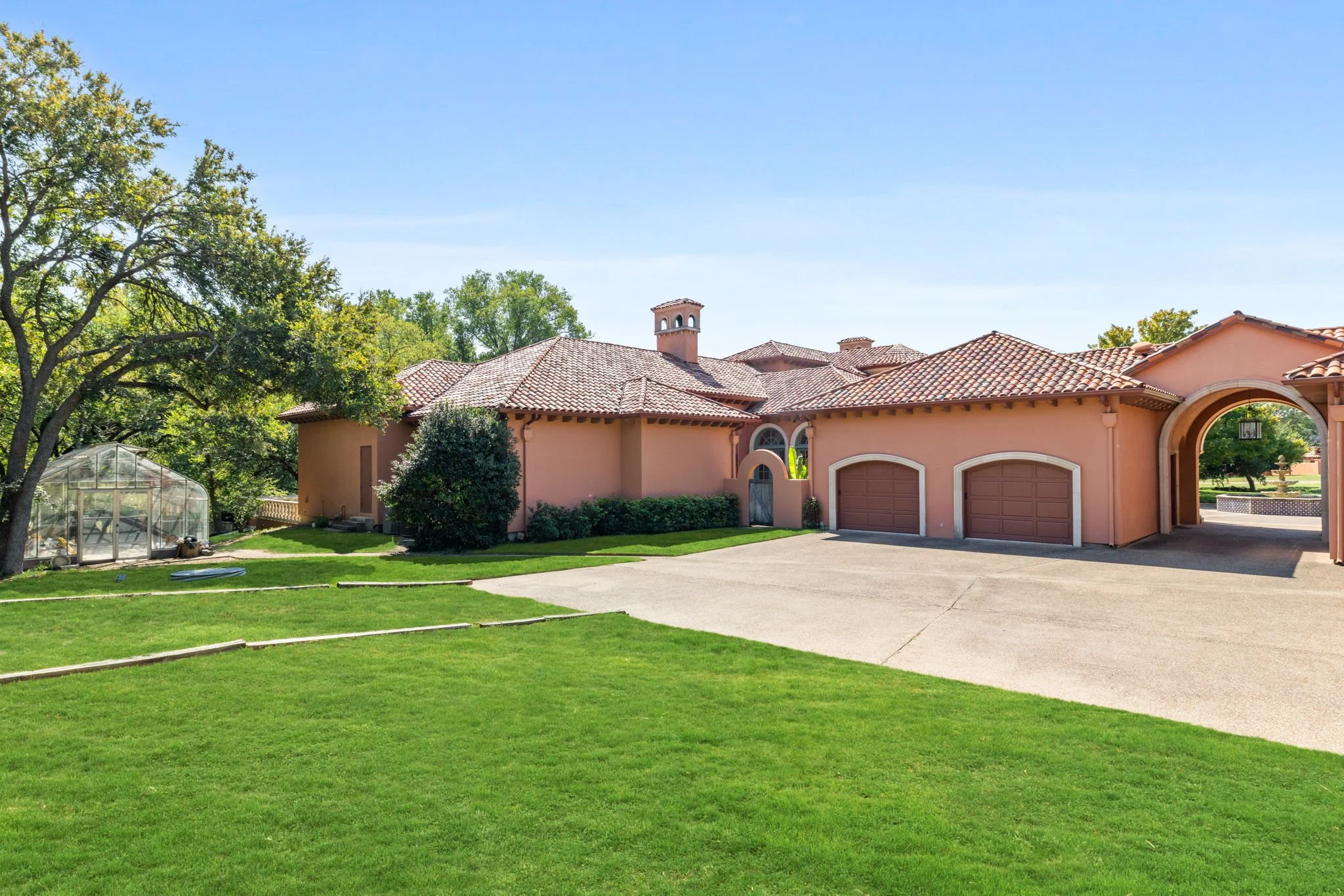 41-web-or-mls-5817 Red Wolf-41.jpg