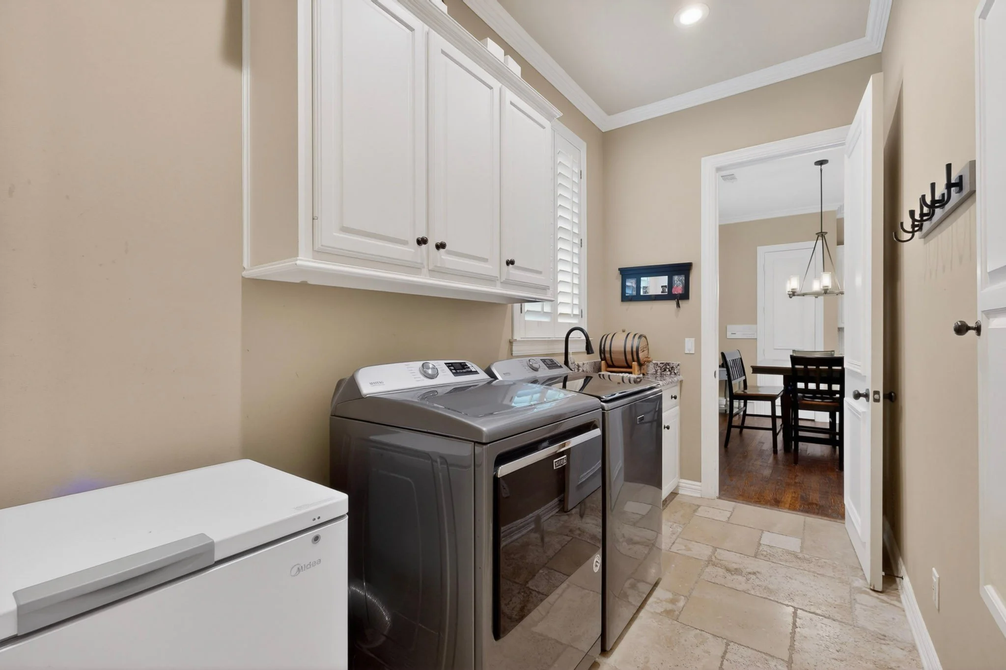 3dcasas-5700-walden-dr-051.jpg