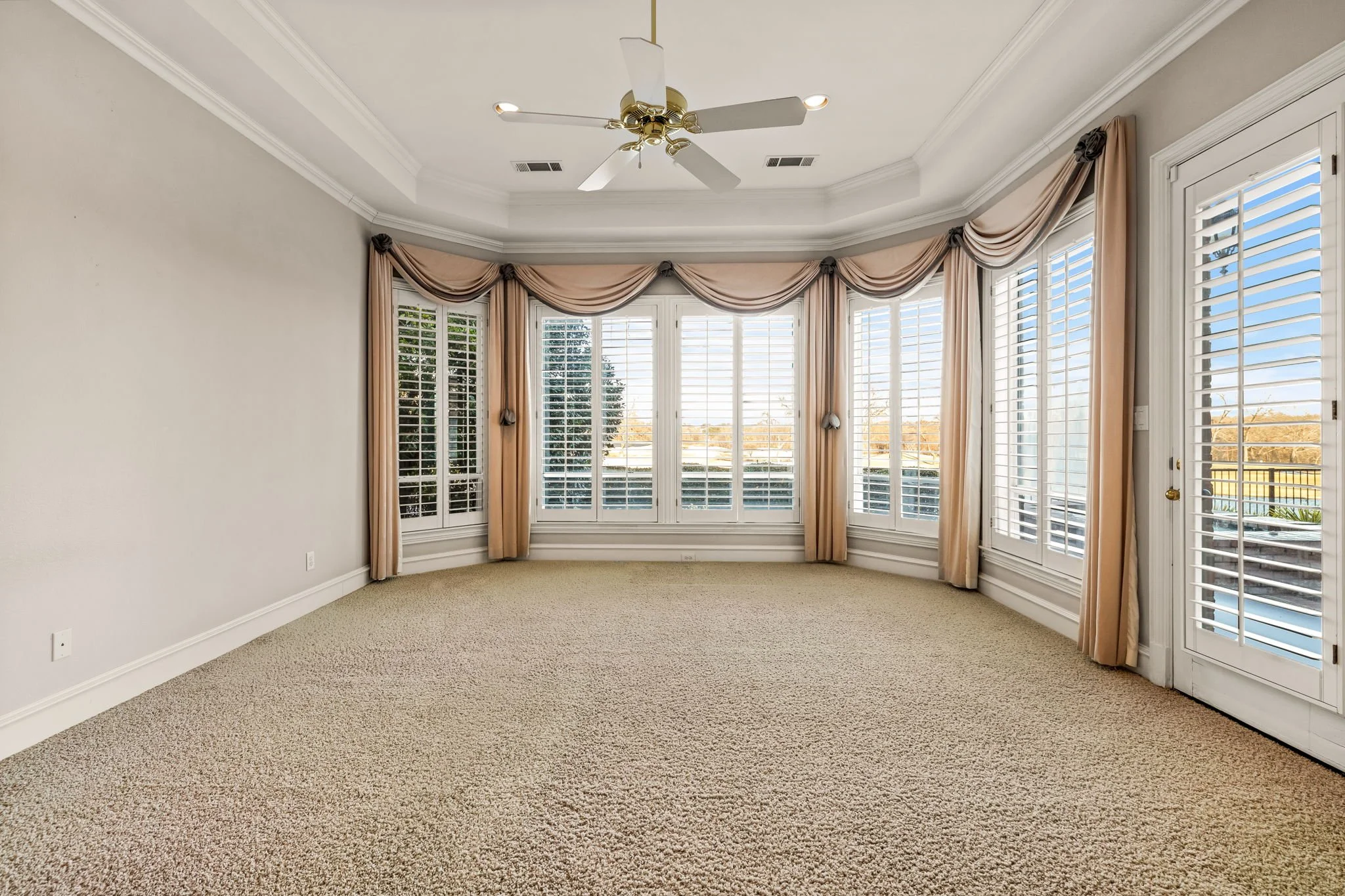 34-web-or-mls-1504 Eastwick-34.jpg