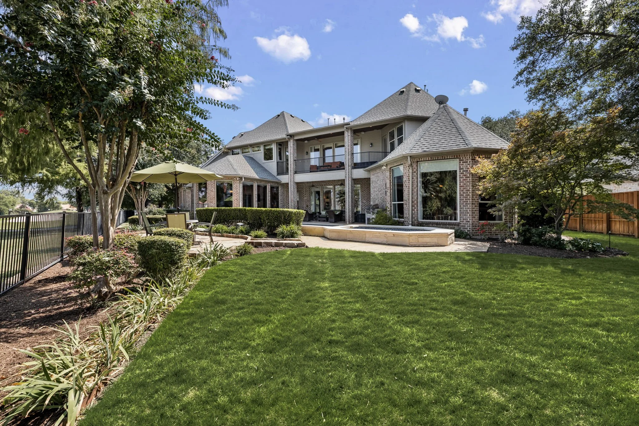 54-web-or-mls-3020 Shelton Way-54.jpg