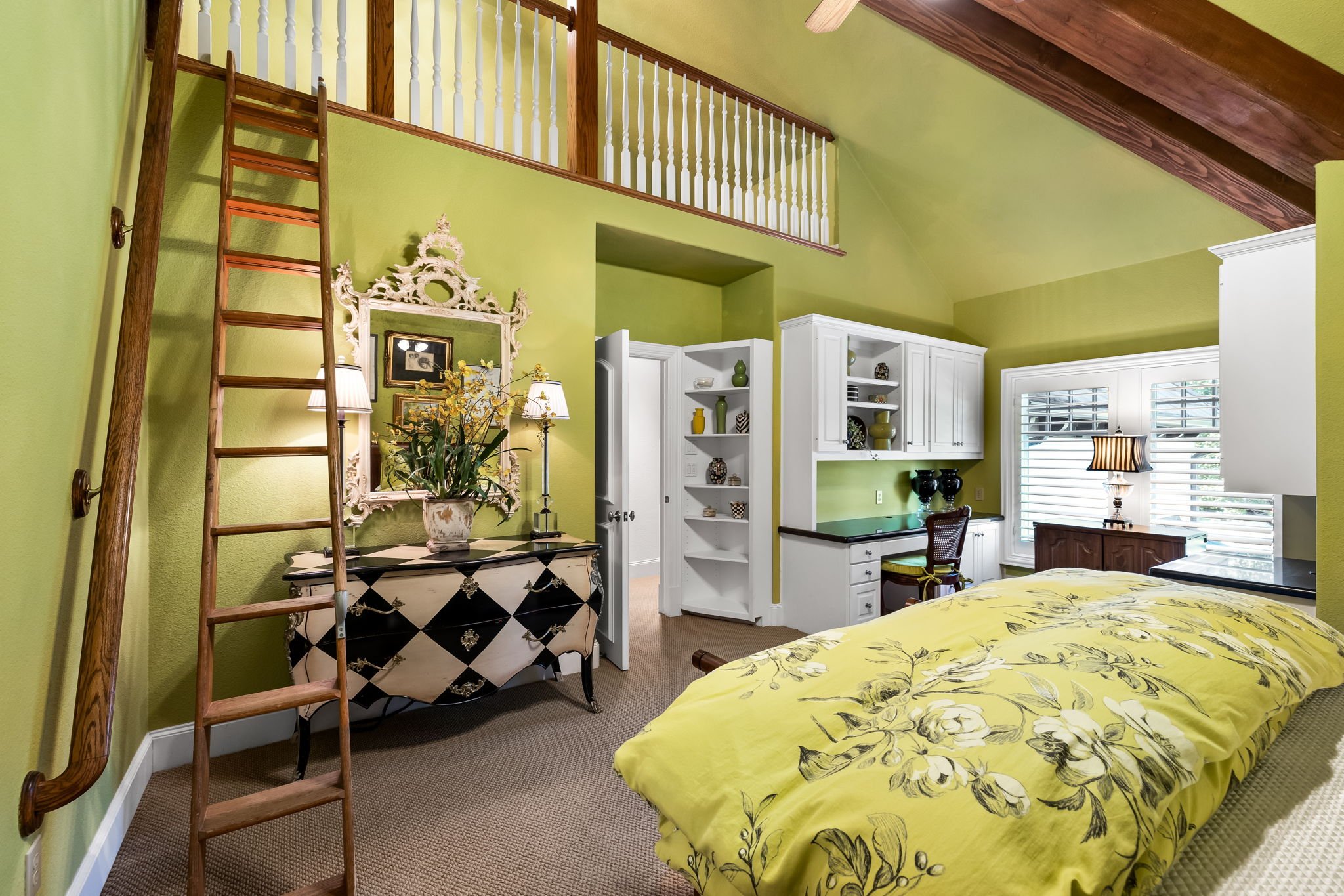 55-web-or-mls-1808 Cliffview-55.jpg