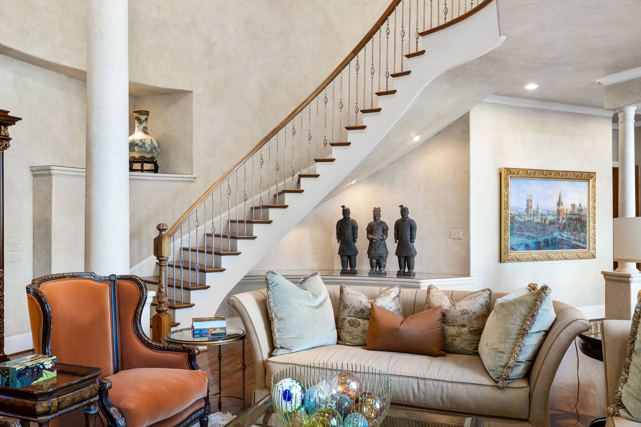 7-web-or-mls-1808 Cliffview-07.jpg