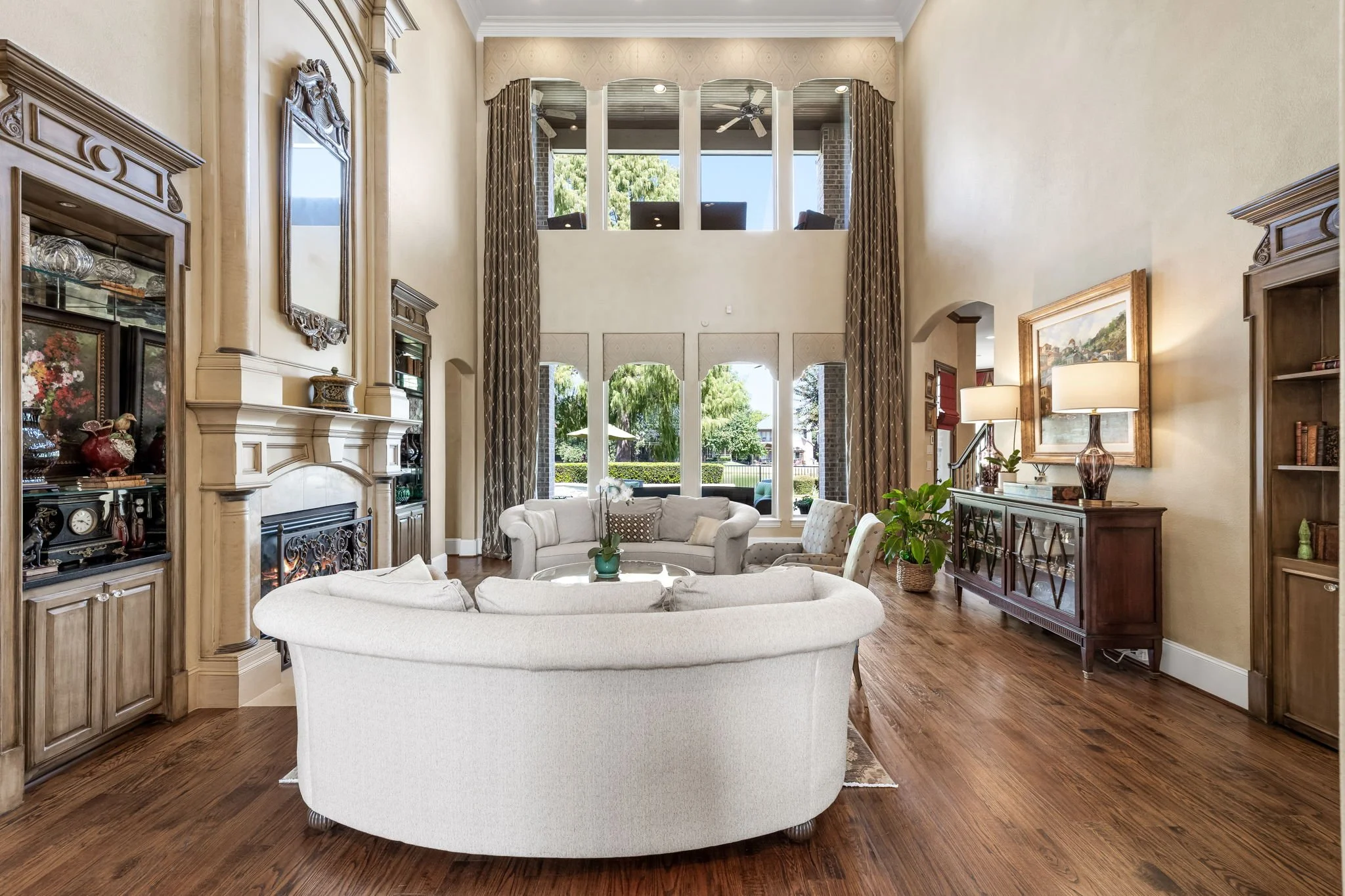 9-web-or-mls-3020 Shelton Way-09.jpg