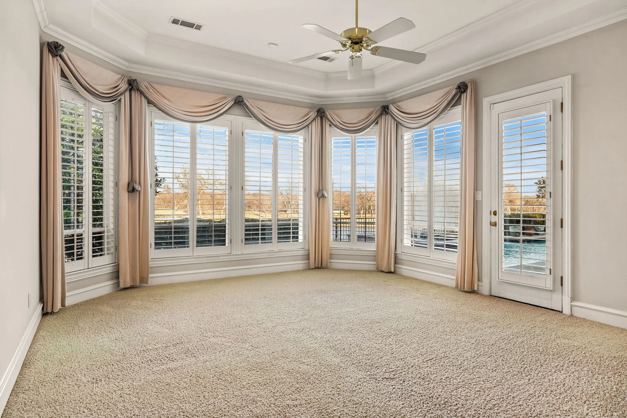 35-web-or-mls-1504 Eastwick-35.jpg