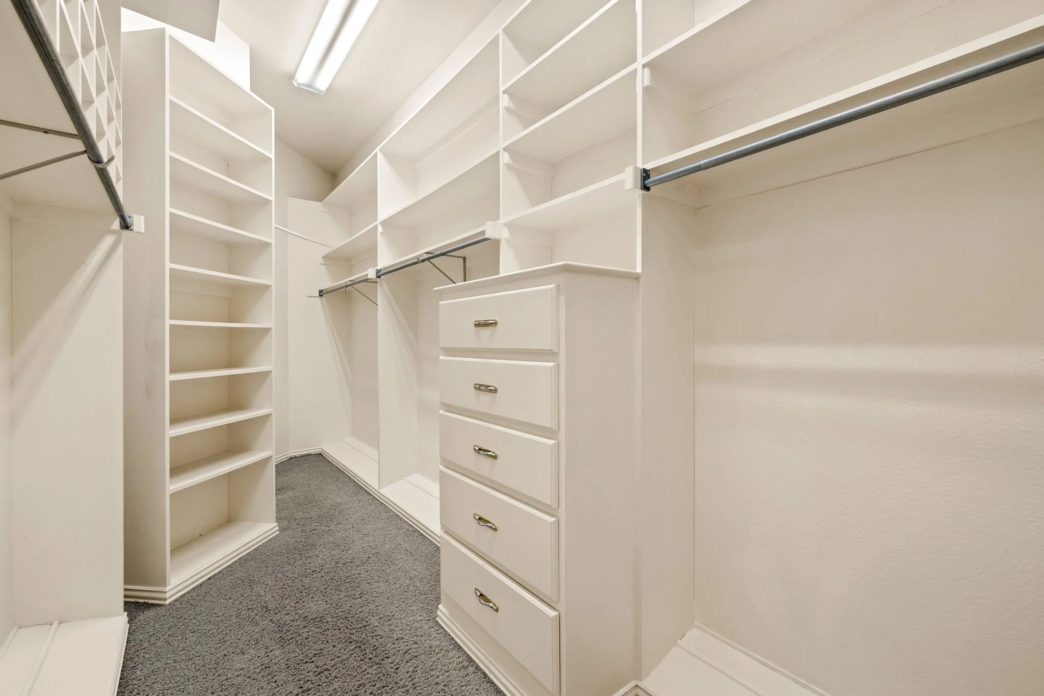 40-web-or-mls-1504 Eastwick-40.jpg