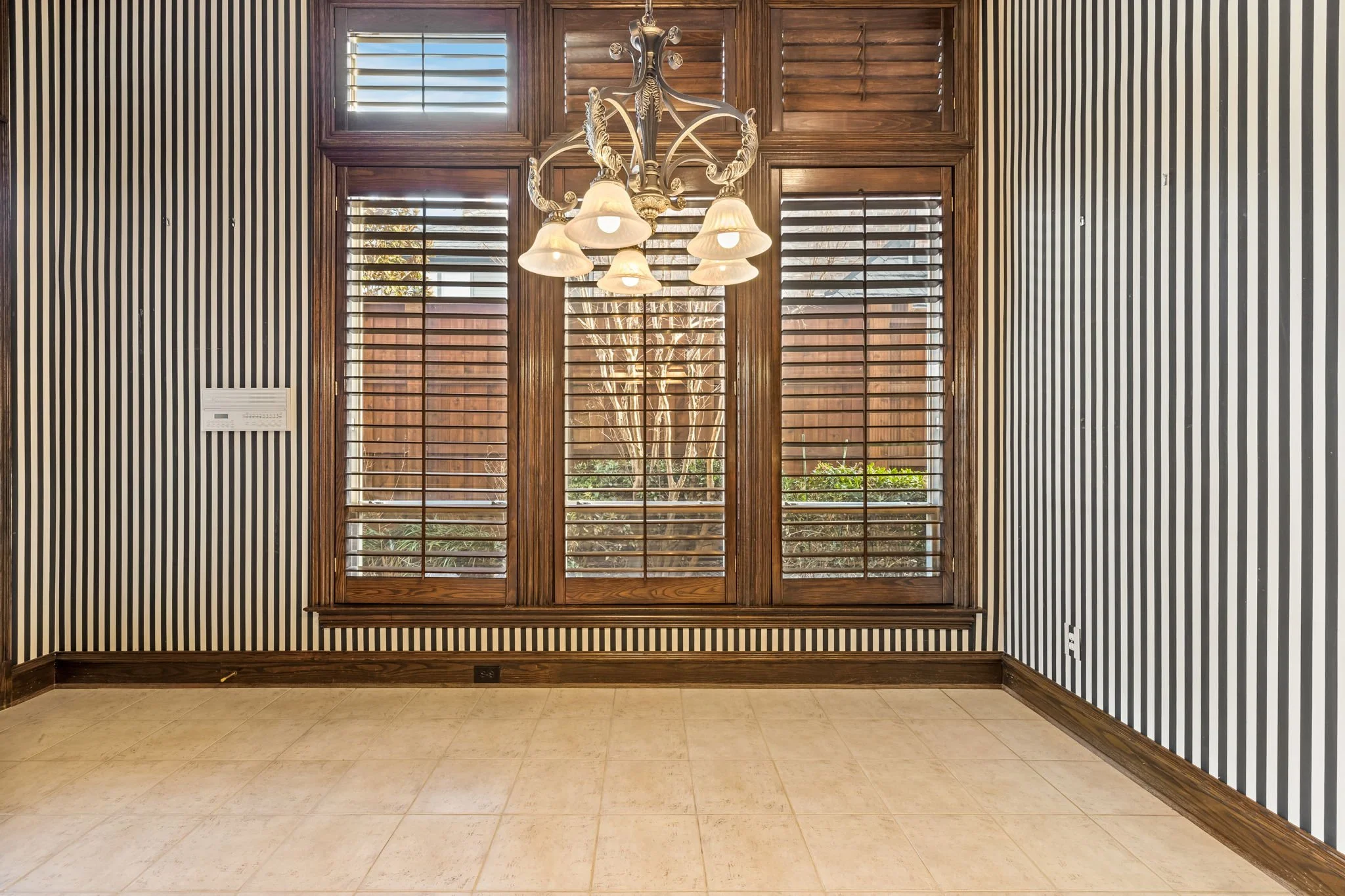 27-web-or-mls-1504 Eastwick-27.jpg