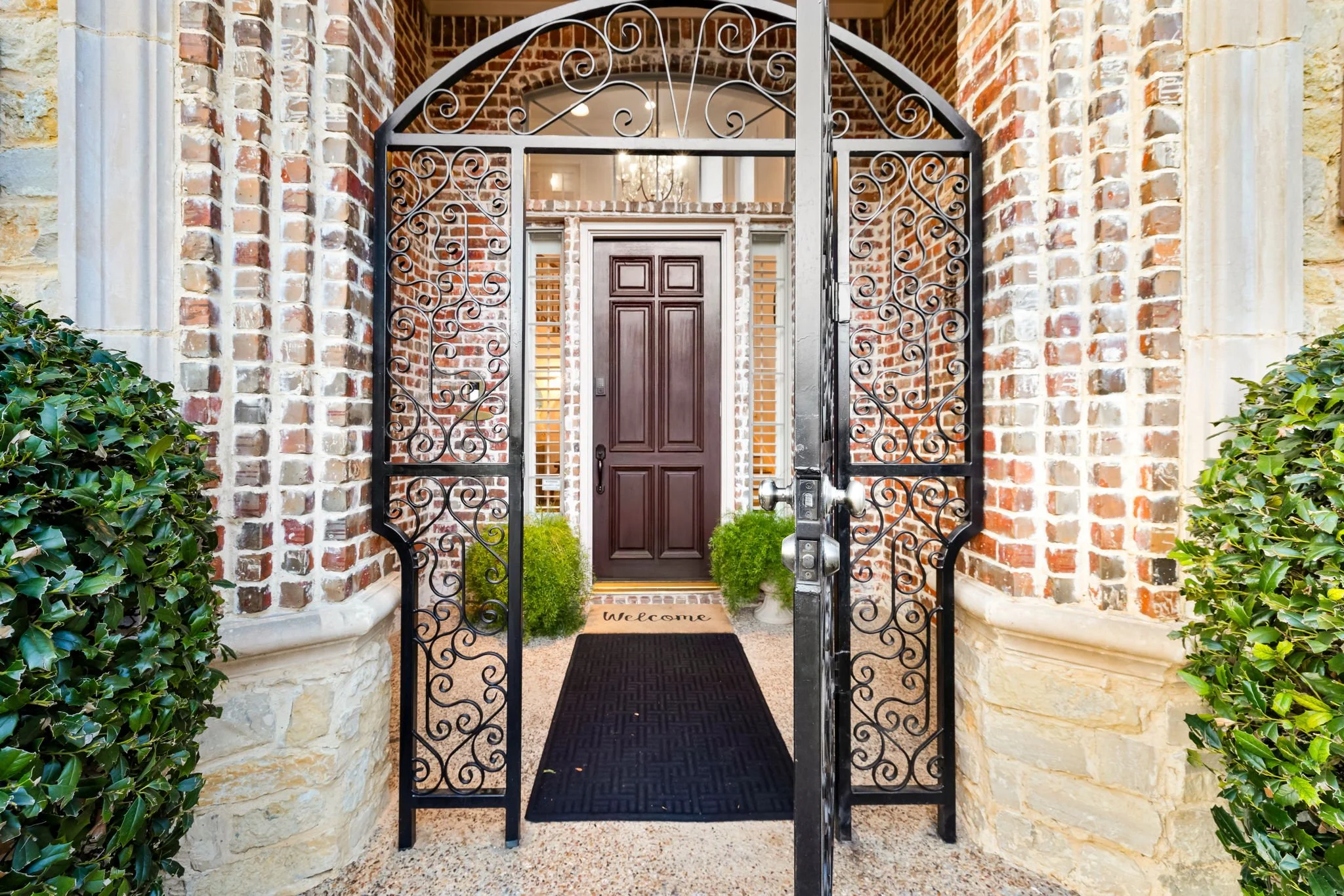 2-web-or-mls-6609 Riverhill-02.jpg