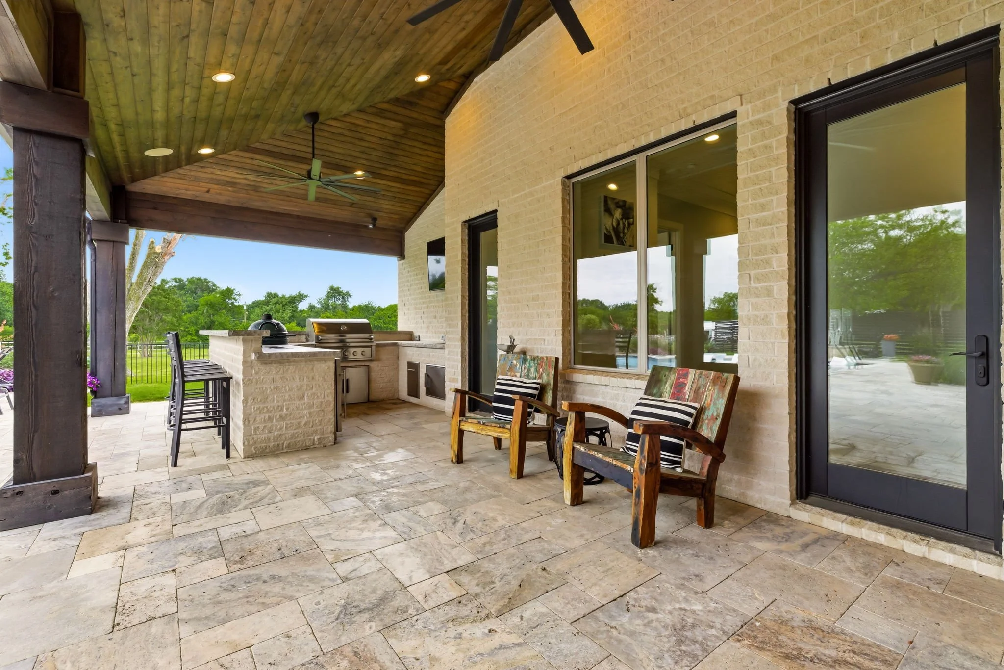 48-web-or-mls-7851 Meadow Hill-48.jpg