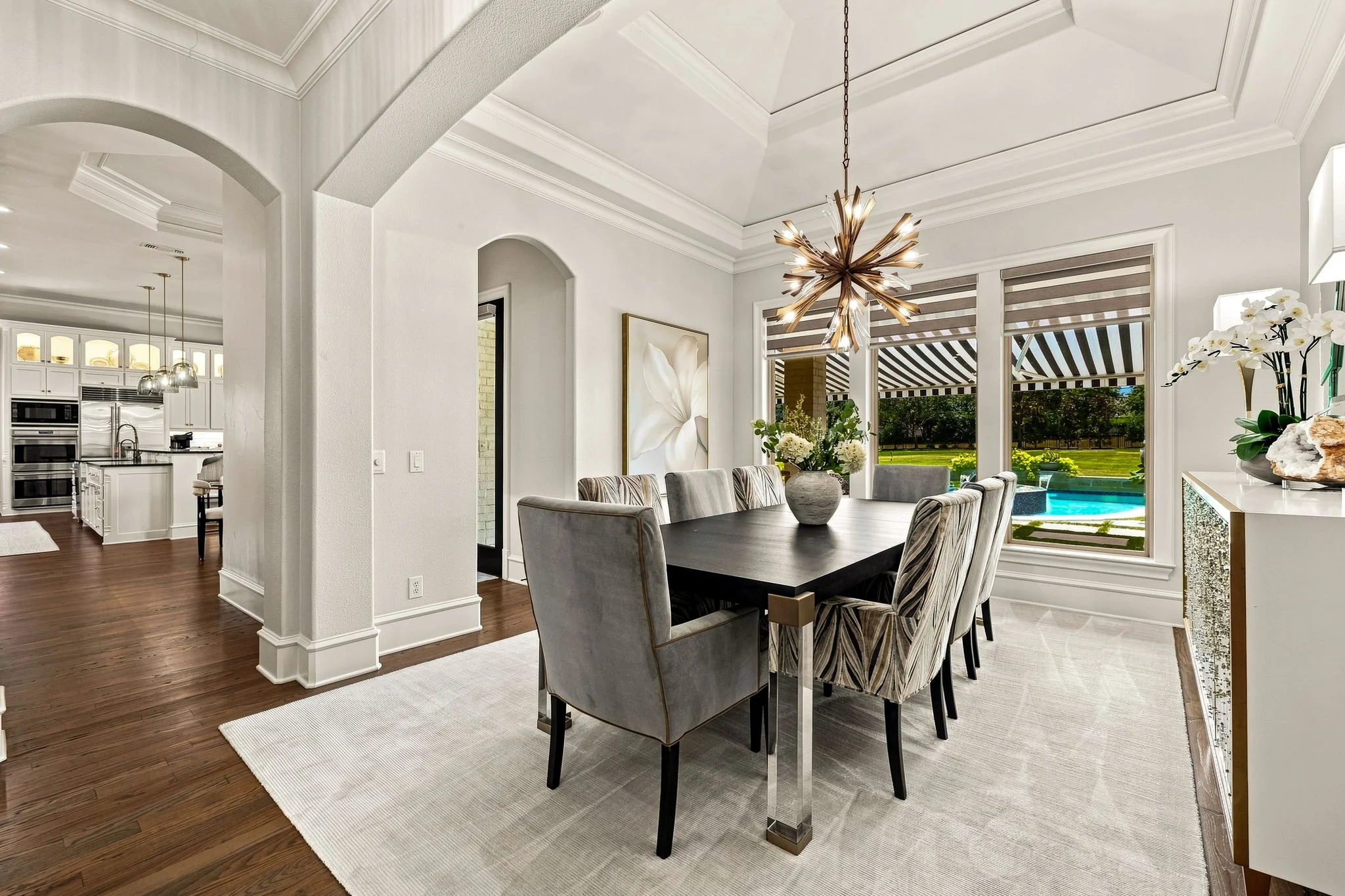 7-web-or-mls-2120 Meadow View-07.jpg