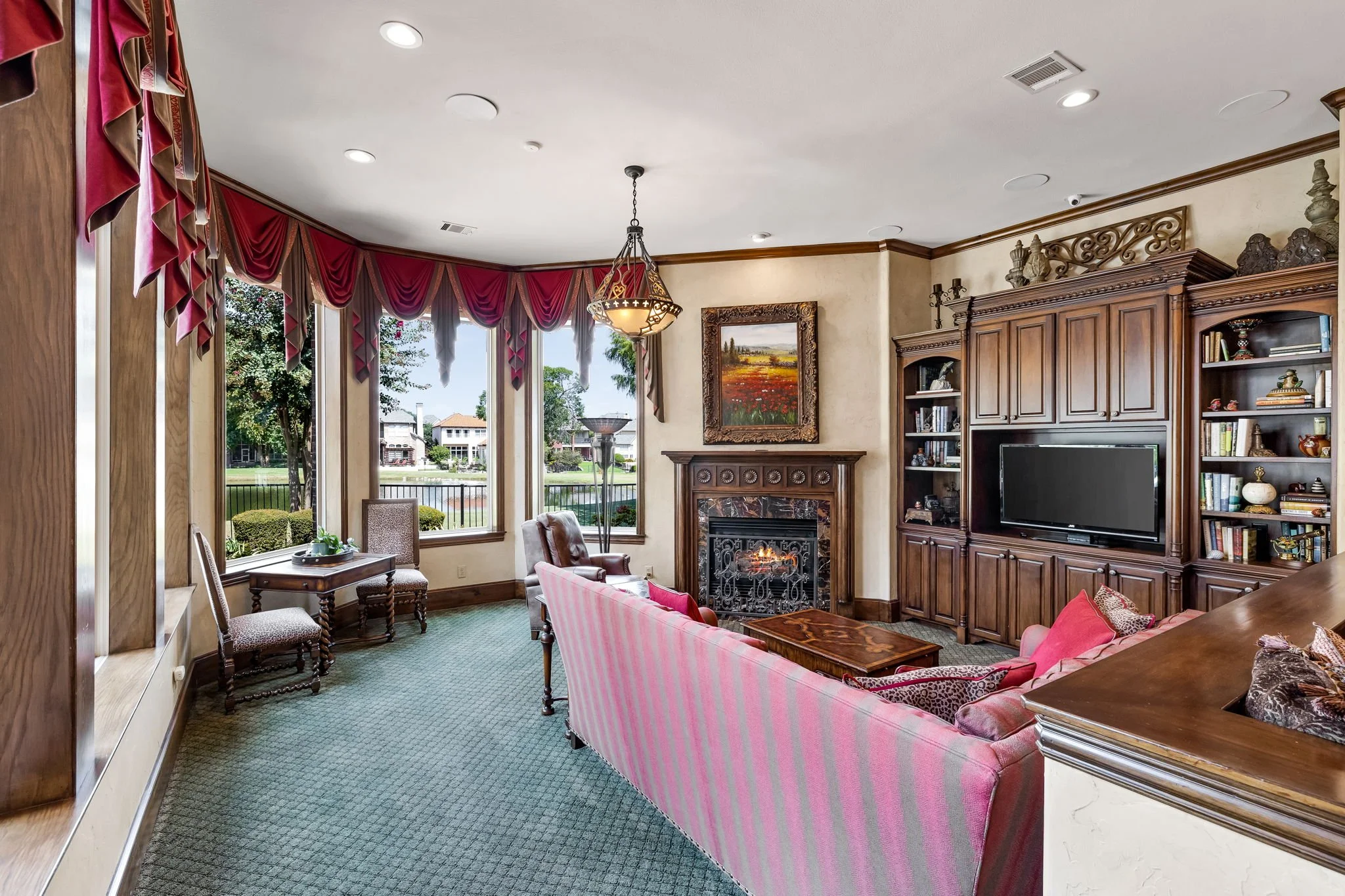 23-web-or-mls-3020 Shelton Way-23.jpg