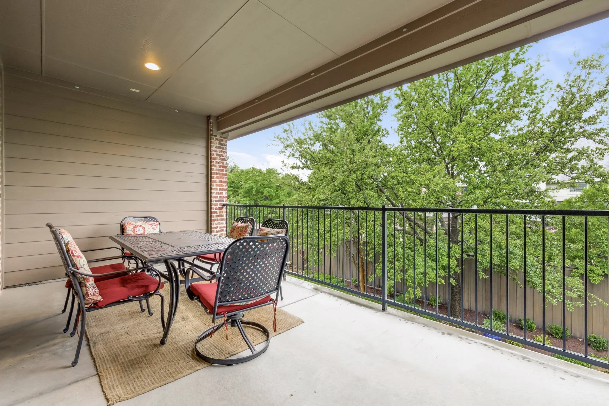 36-web-or-mls-3989 Benchmark-36.jpg