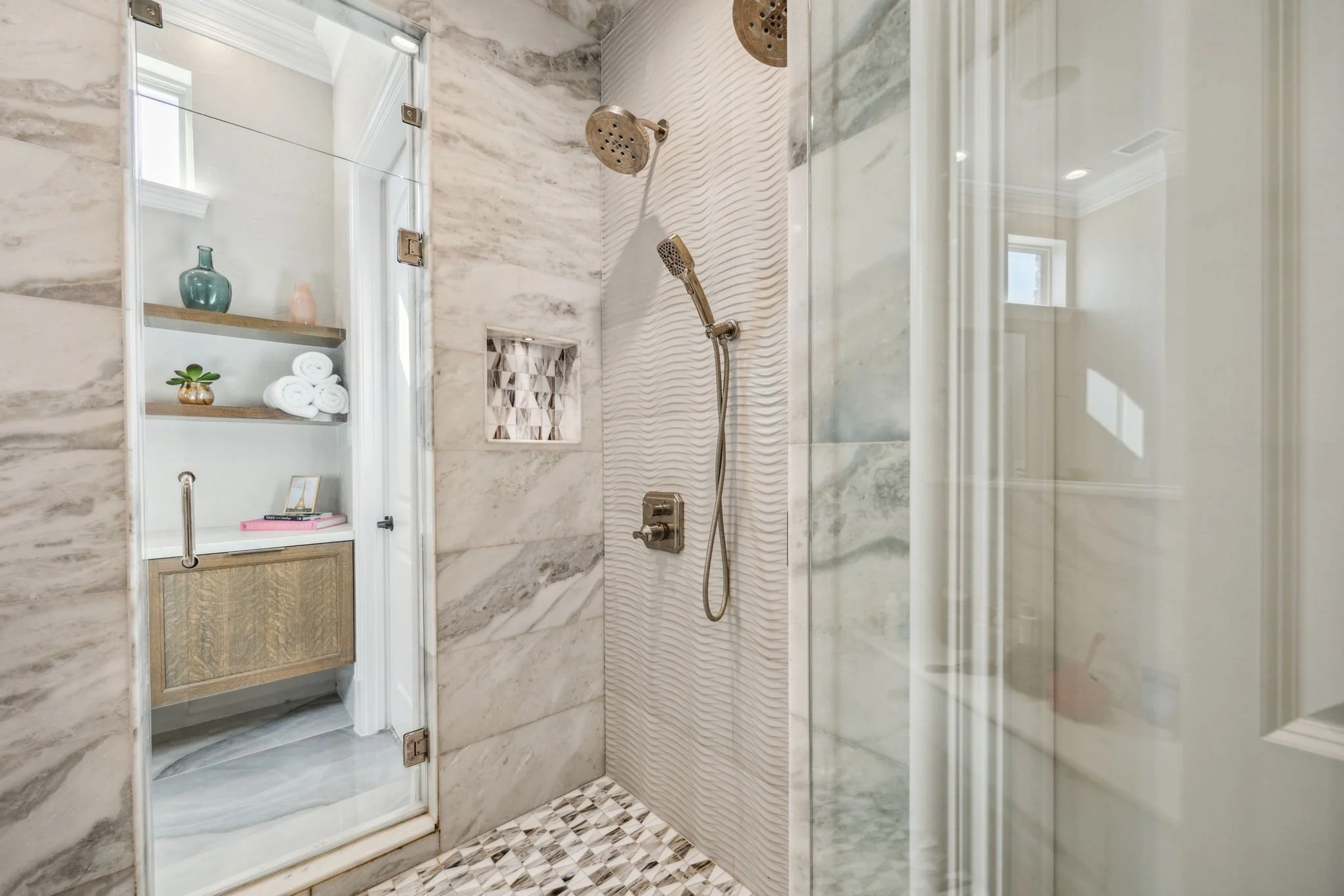 16-6800Rainwood_011.jpg
