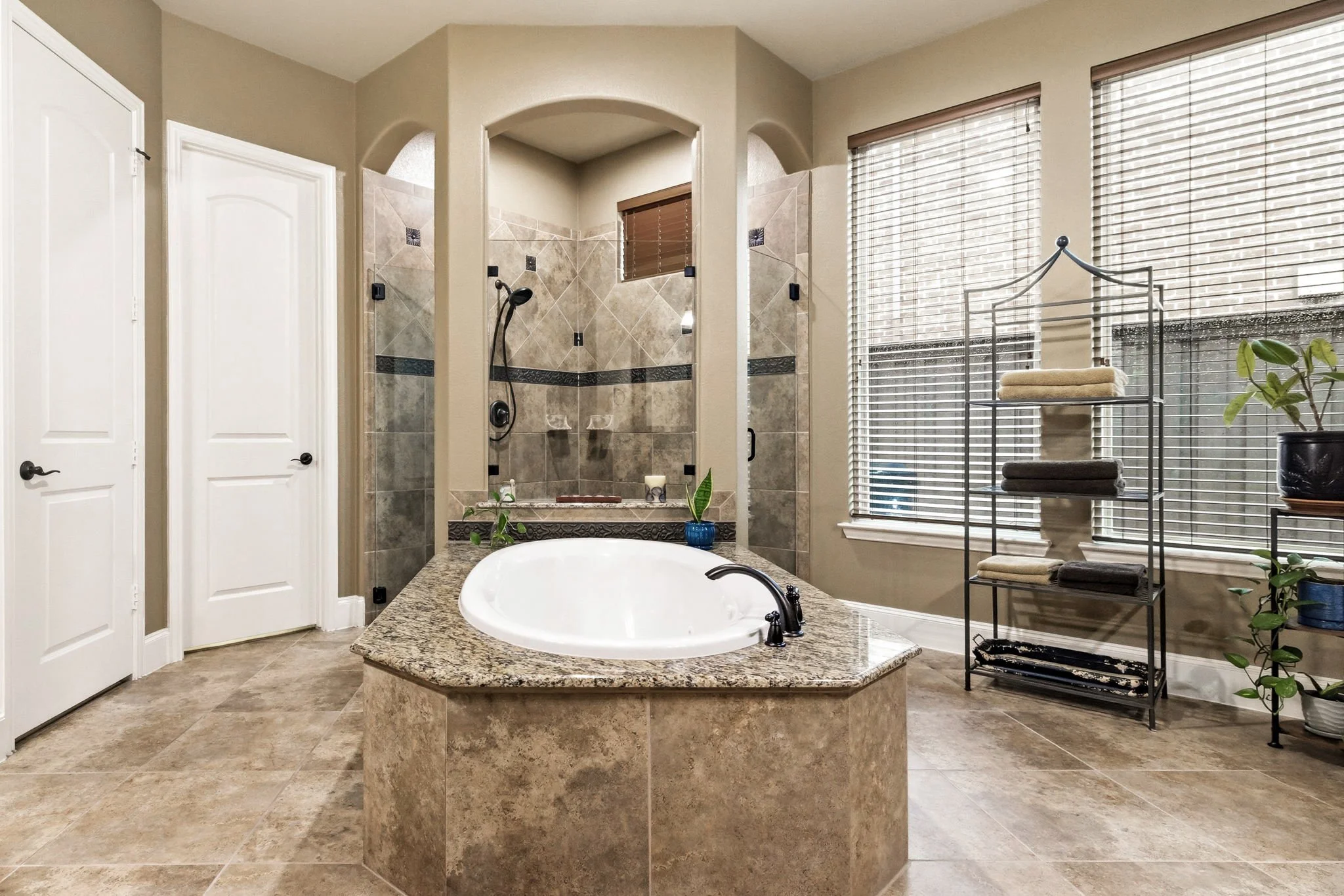 22-web-or-mls-3989 Benchmark-22.jpg