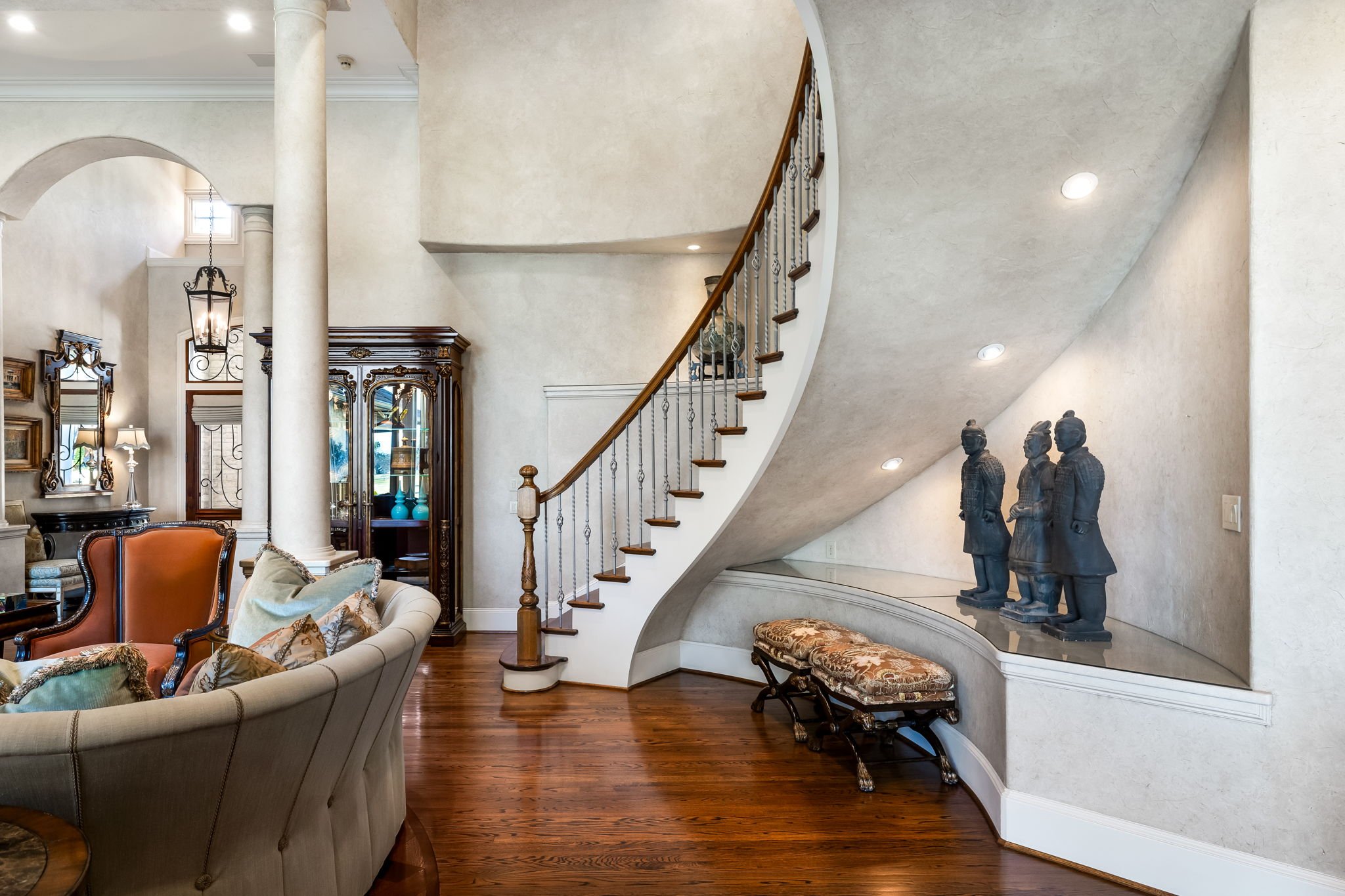 10-web-or-mls-1808 Cliffview-10.jpg
