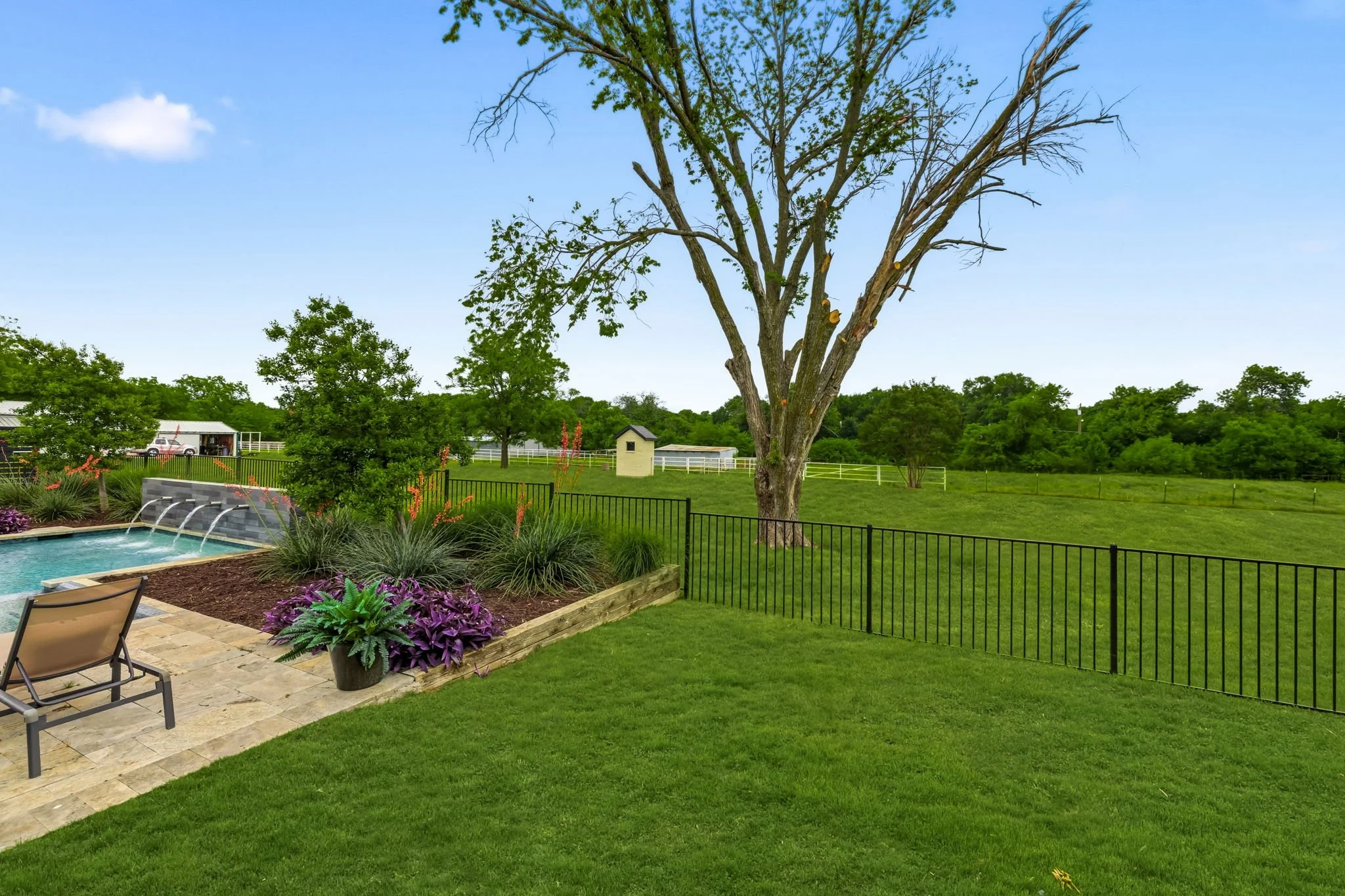 56-web-or-mls-7851 Meadow Hill-56.jpg