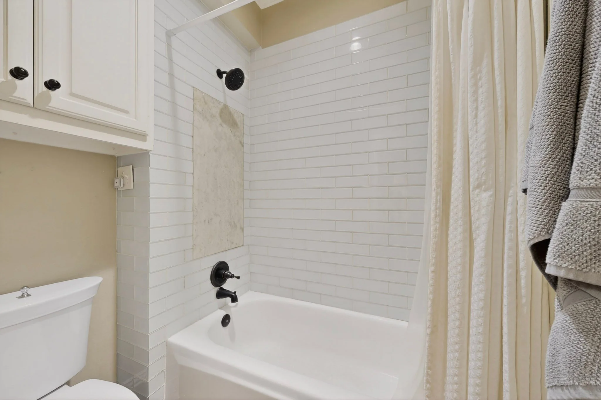 3dcasas-5700-walden-dr-036.jpg