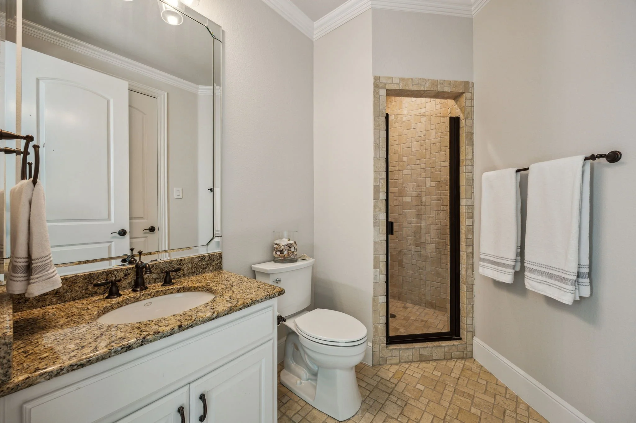 49-6800Rainwood_044.jpg