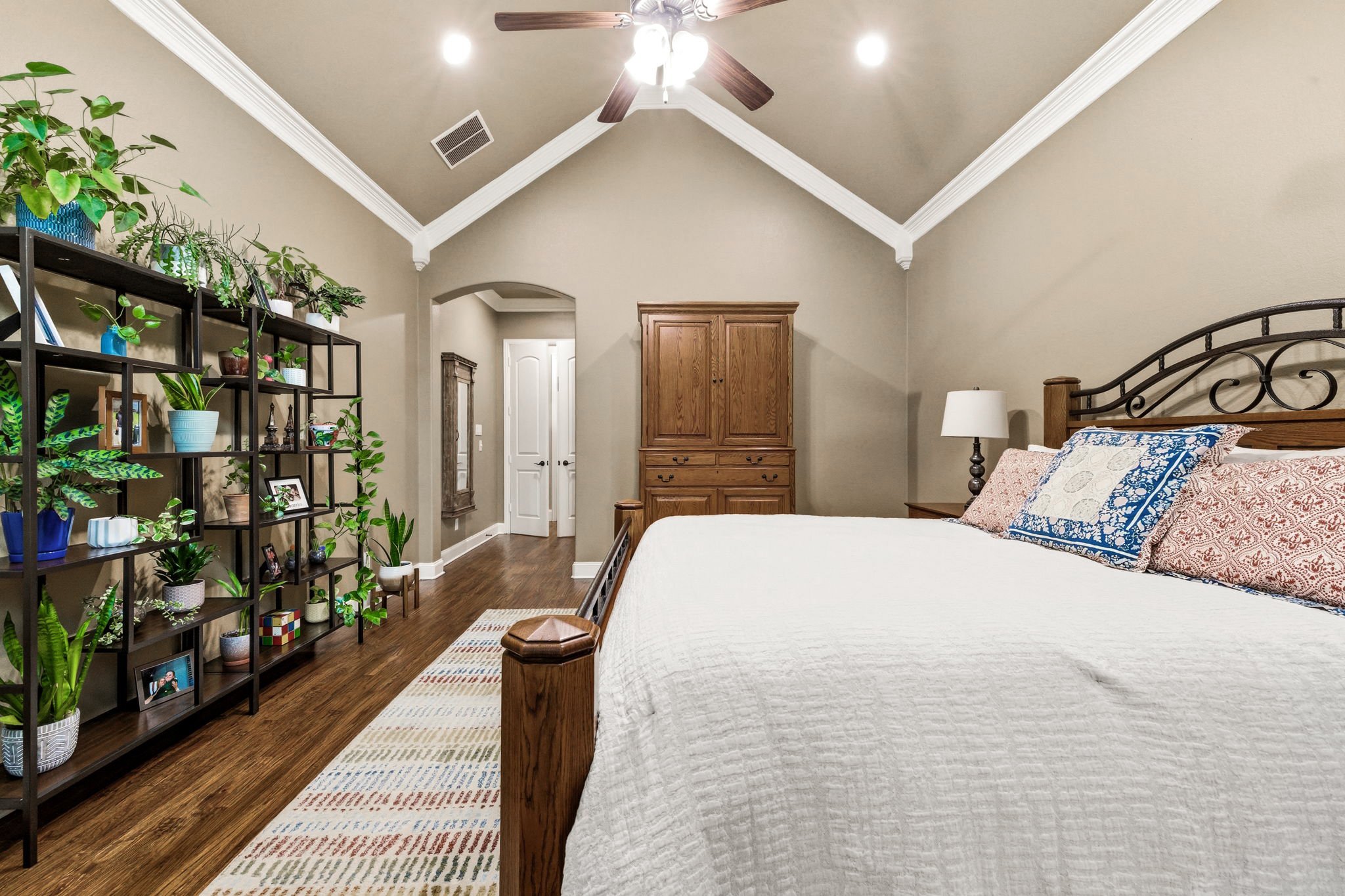 27-web-or-mls-3989 Benchmark-27.jpg