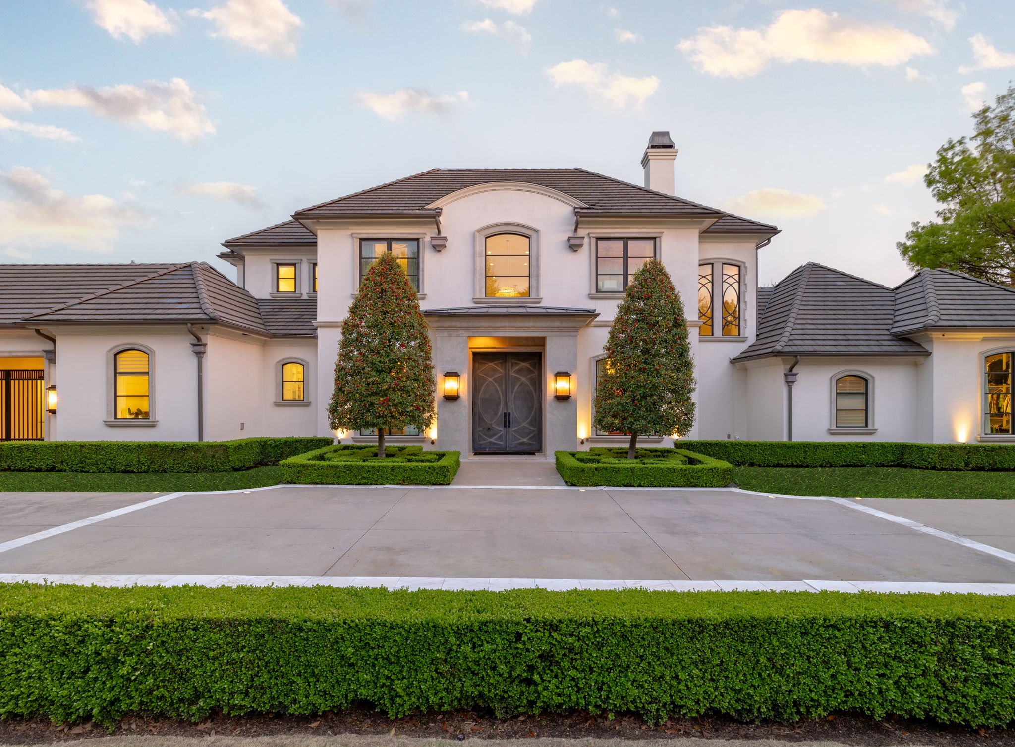 100-web-or-mls-5704 Arcady Pl-100.jpg