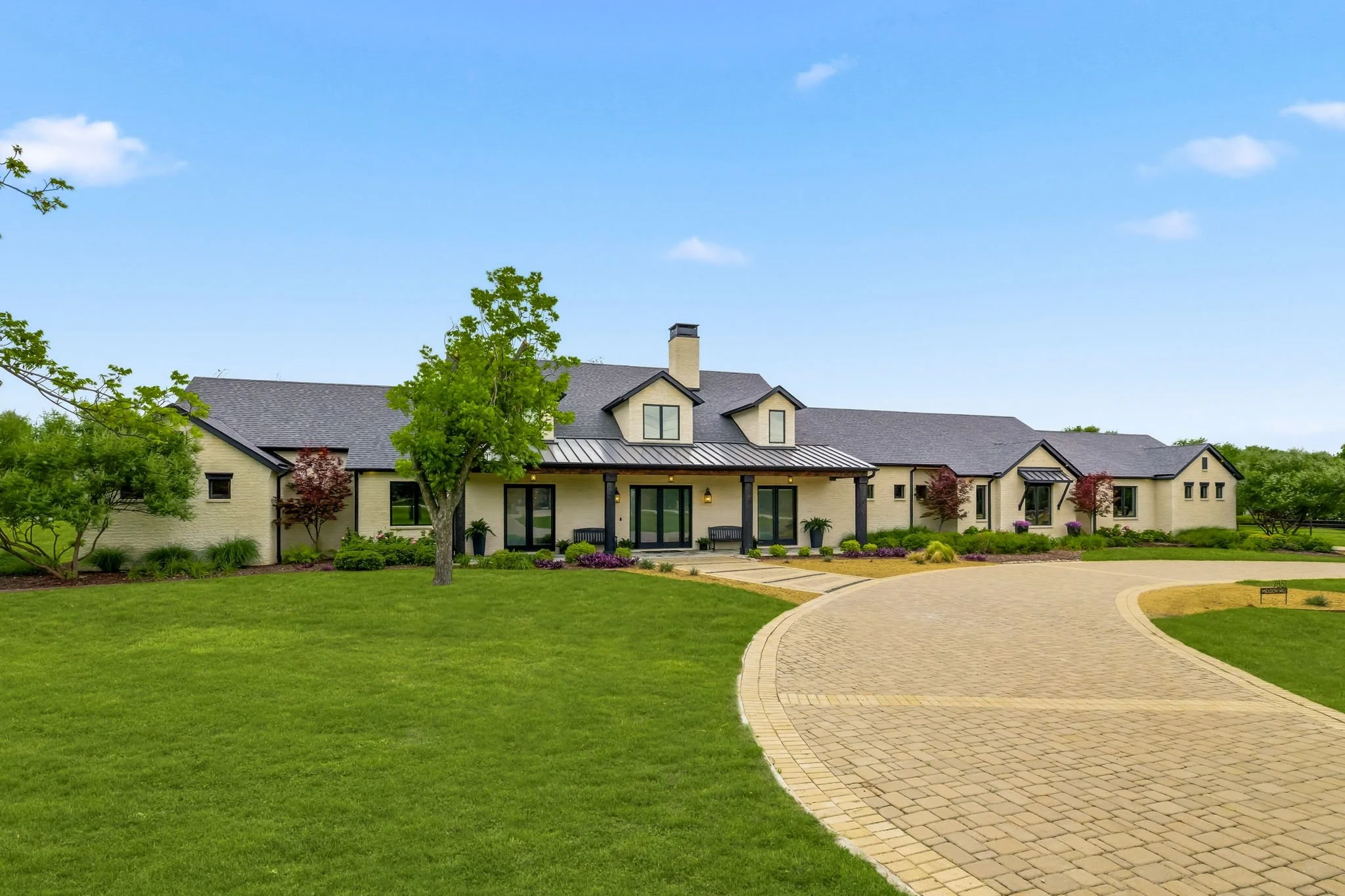 65-web-or-mls-7851 Meadow Hill-65.jpg