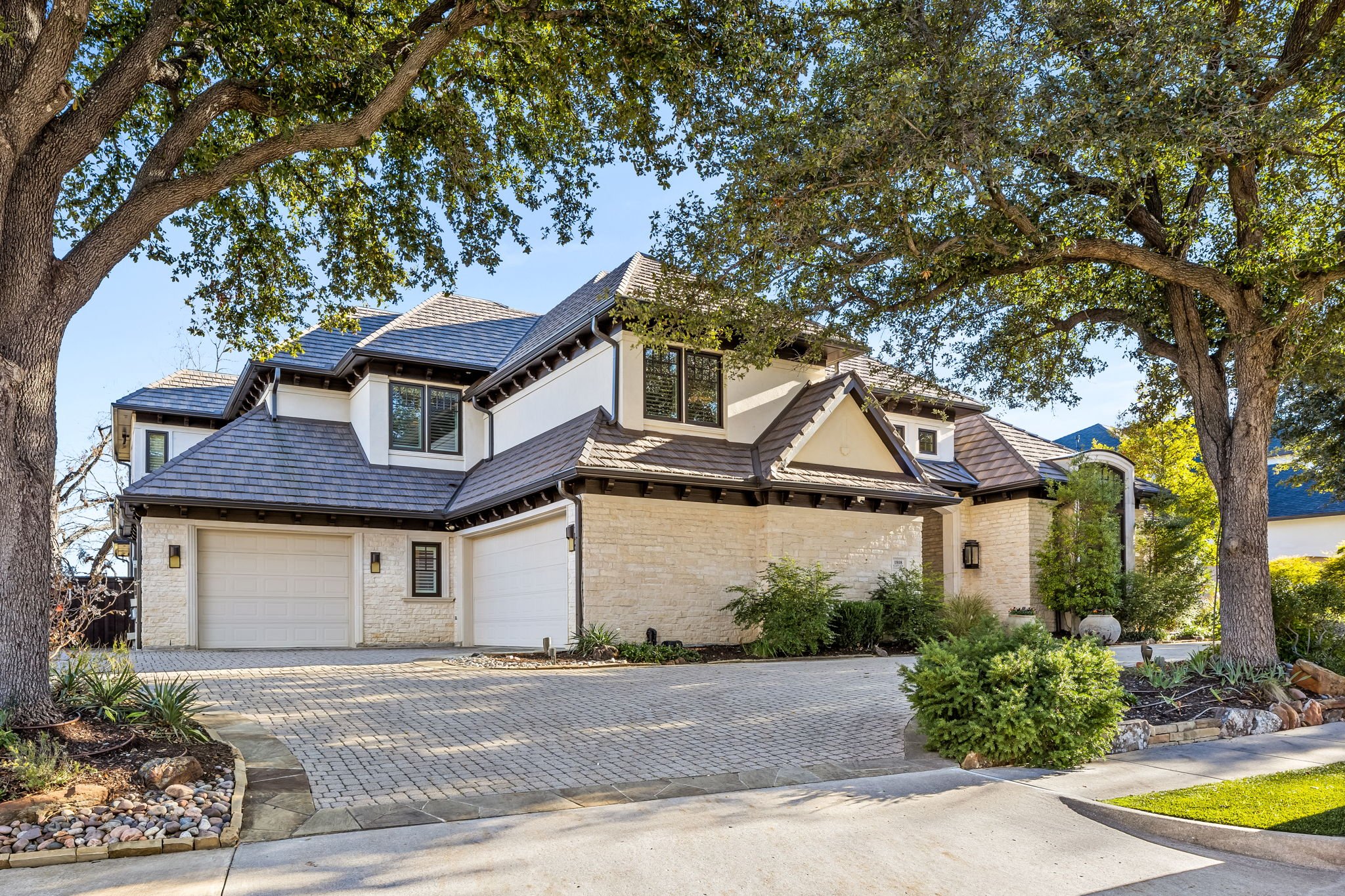 74-web-or-mls-1808 Cliffview-74.jpg