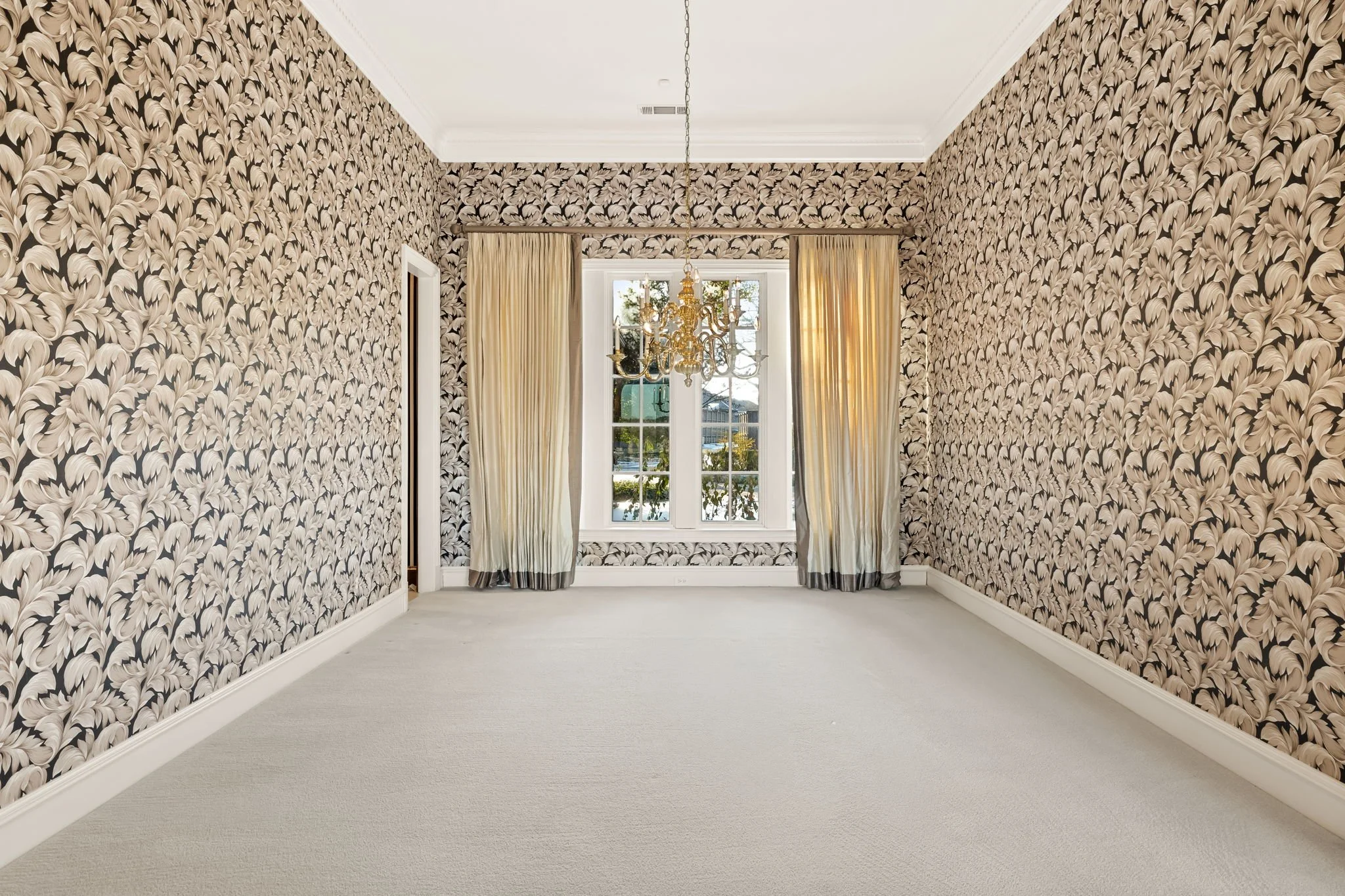 30-web-or-mls-1504 Eastwick-30.jpg