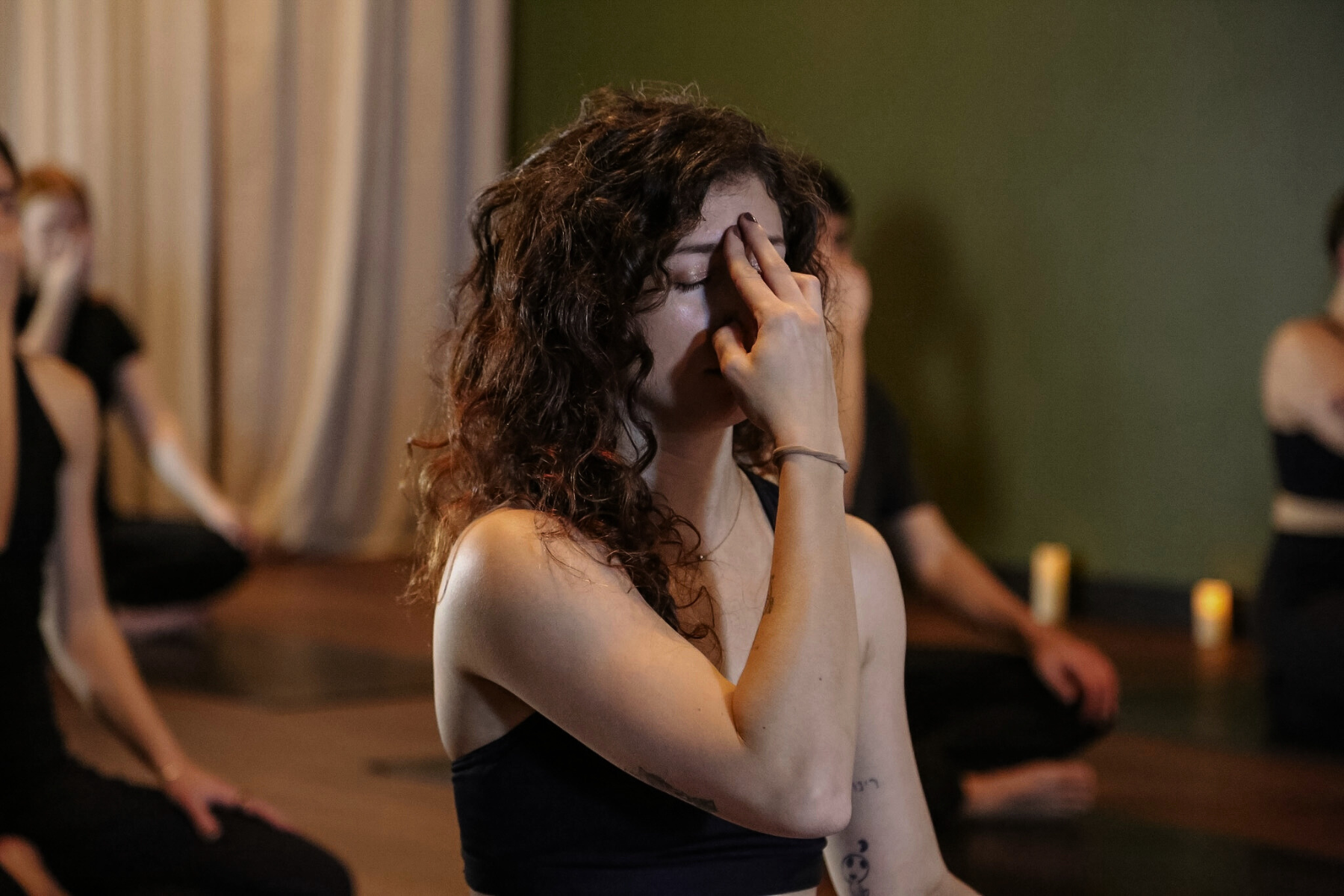 Hot Yoga and Non-Heated Yoga in Chicago: Finding the Right Practice at a Chicago Yoga Studio