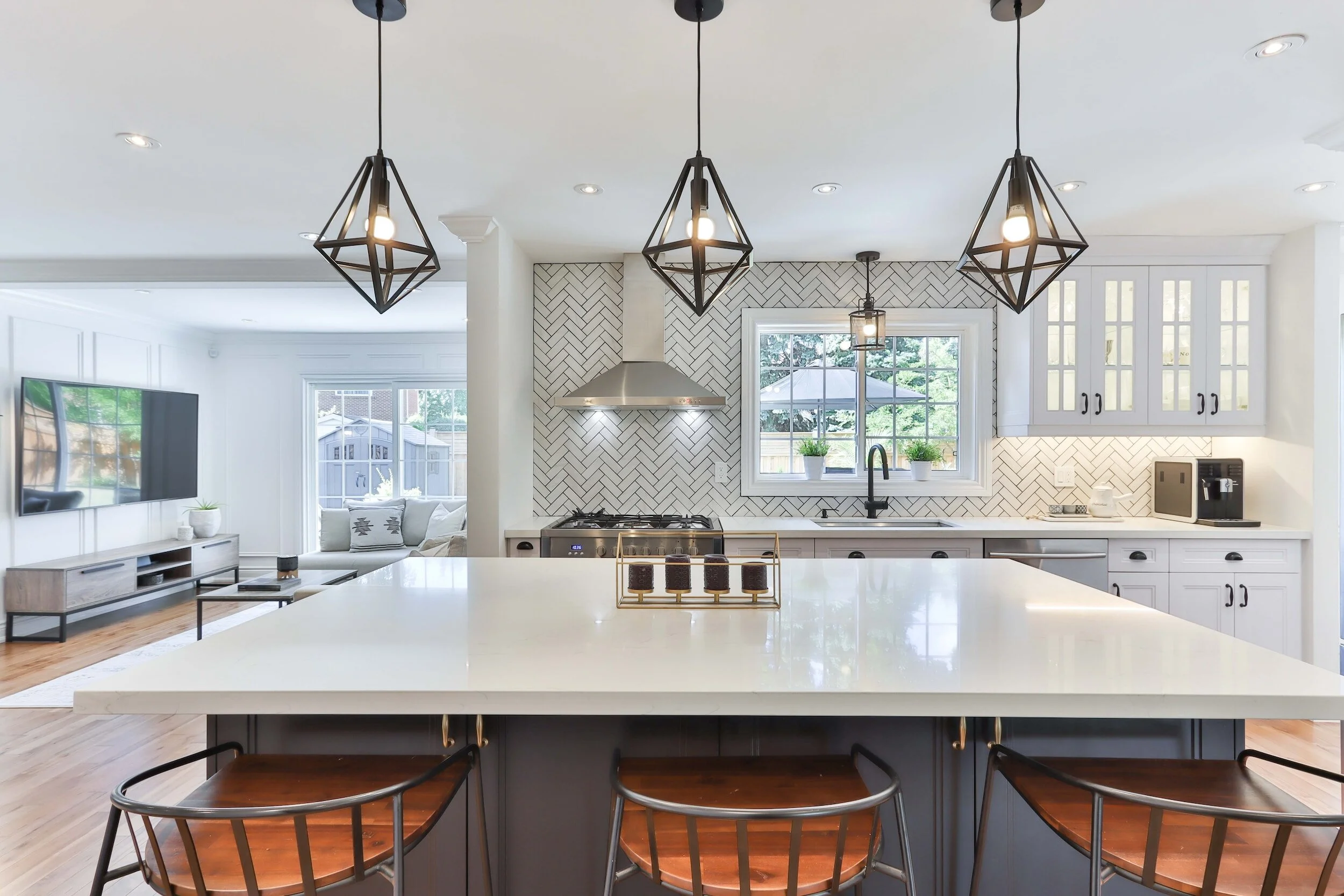 Clean kitchen and benchtop