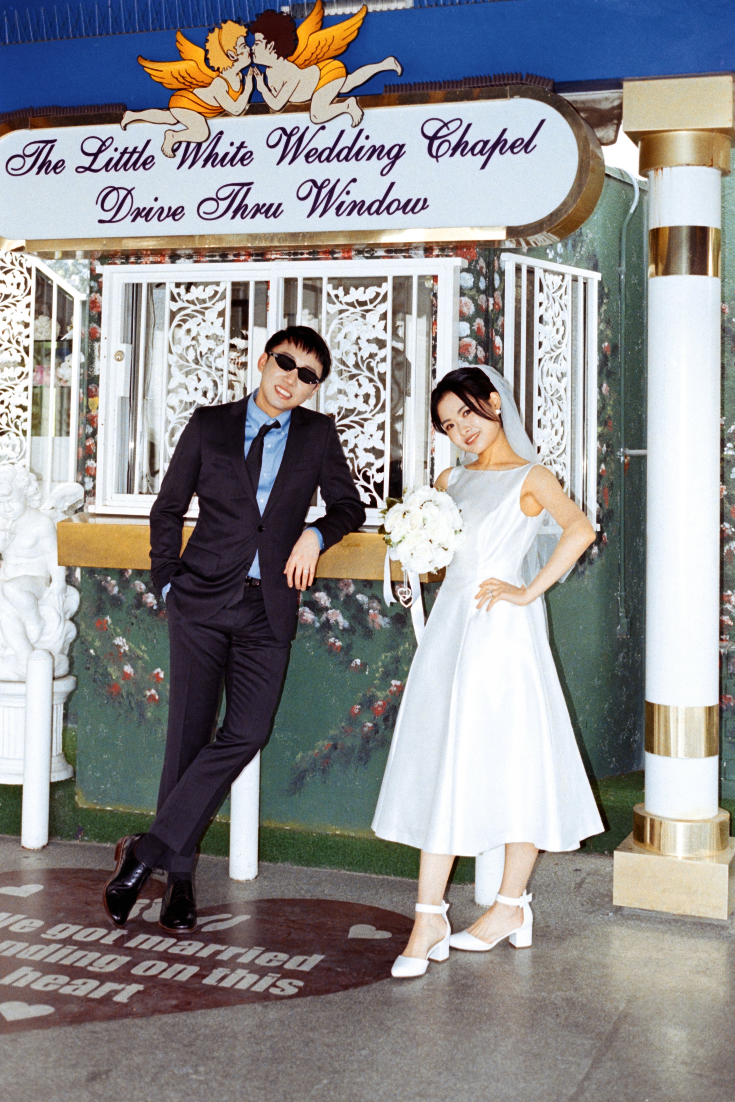 Las Vegas Elopement - little white church