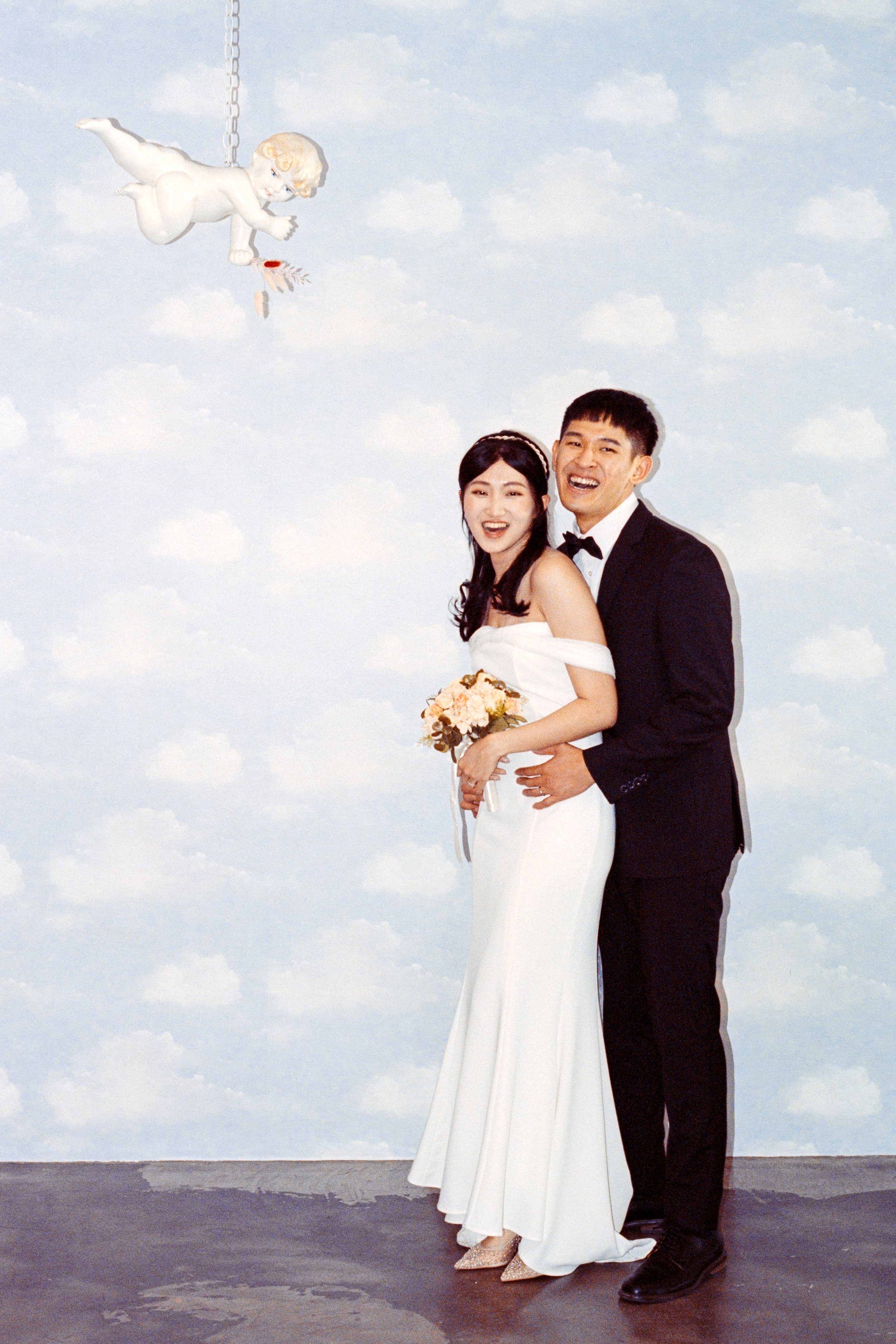 Las Vegas 35mm Elopement - Sure Thing Chapel