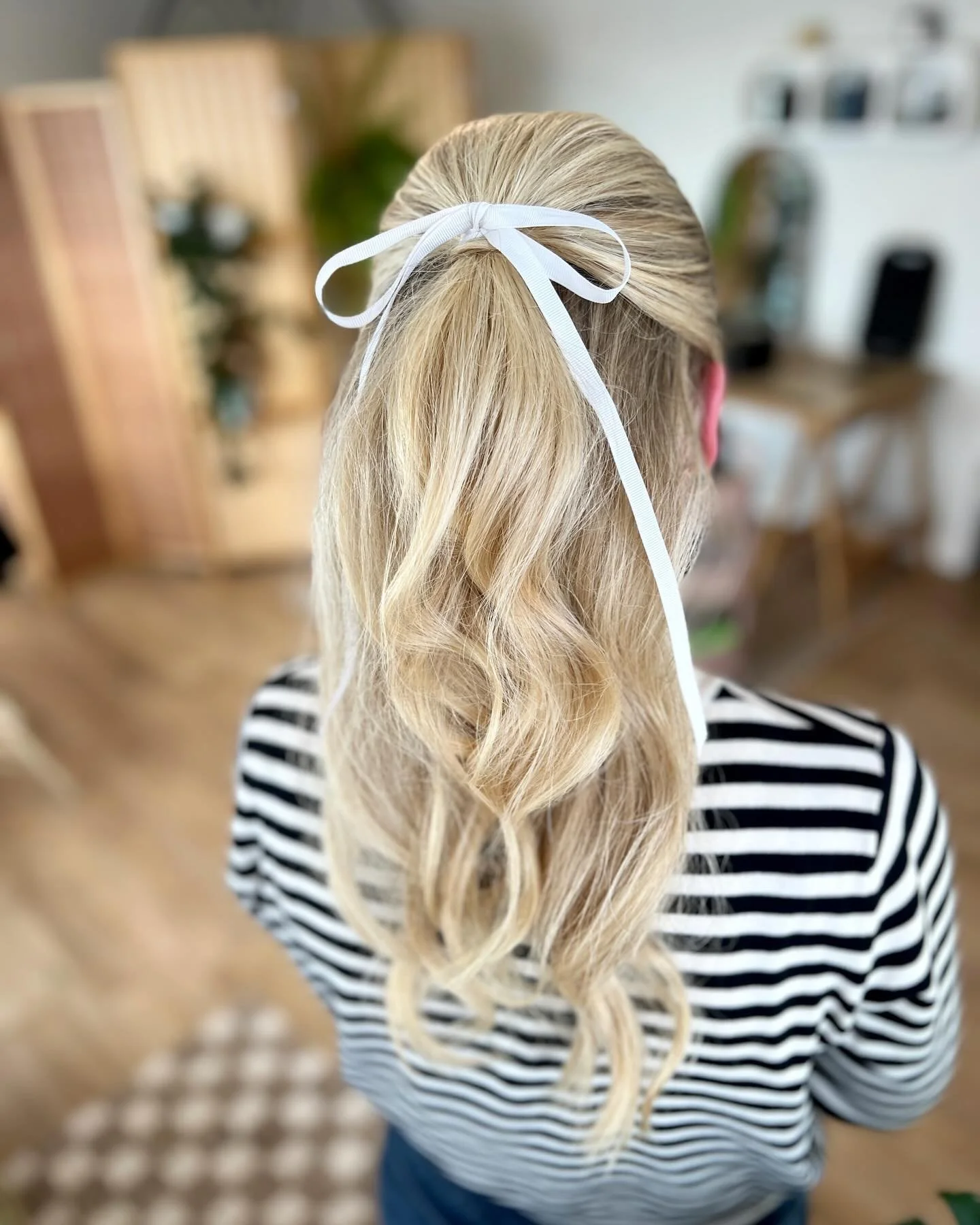 Dreamy ☁️☁️
Styled using @ghdhair_anz creative curl wand
Hold created by using my fav @davroe.nz cloud