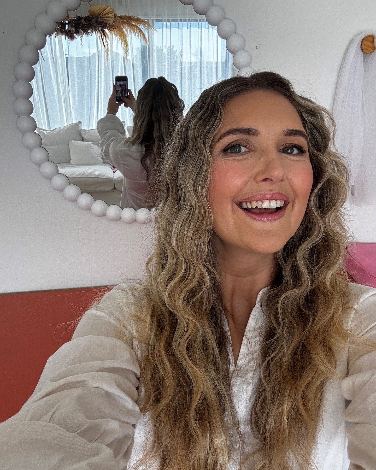 Your new tan bestie has arrived 🤎

I'm Michal, the new face behind Golden Studios CHCH!

You might know me as Music with Michal. By day I work with an amazing creative team making uplifting children's content. By evening, I'm moving into my tanning 