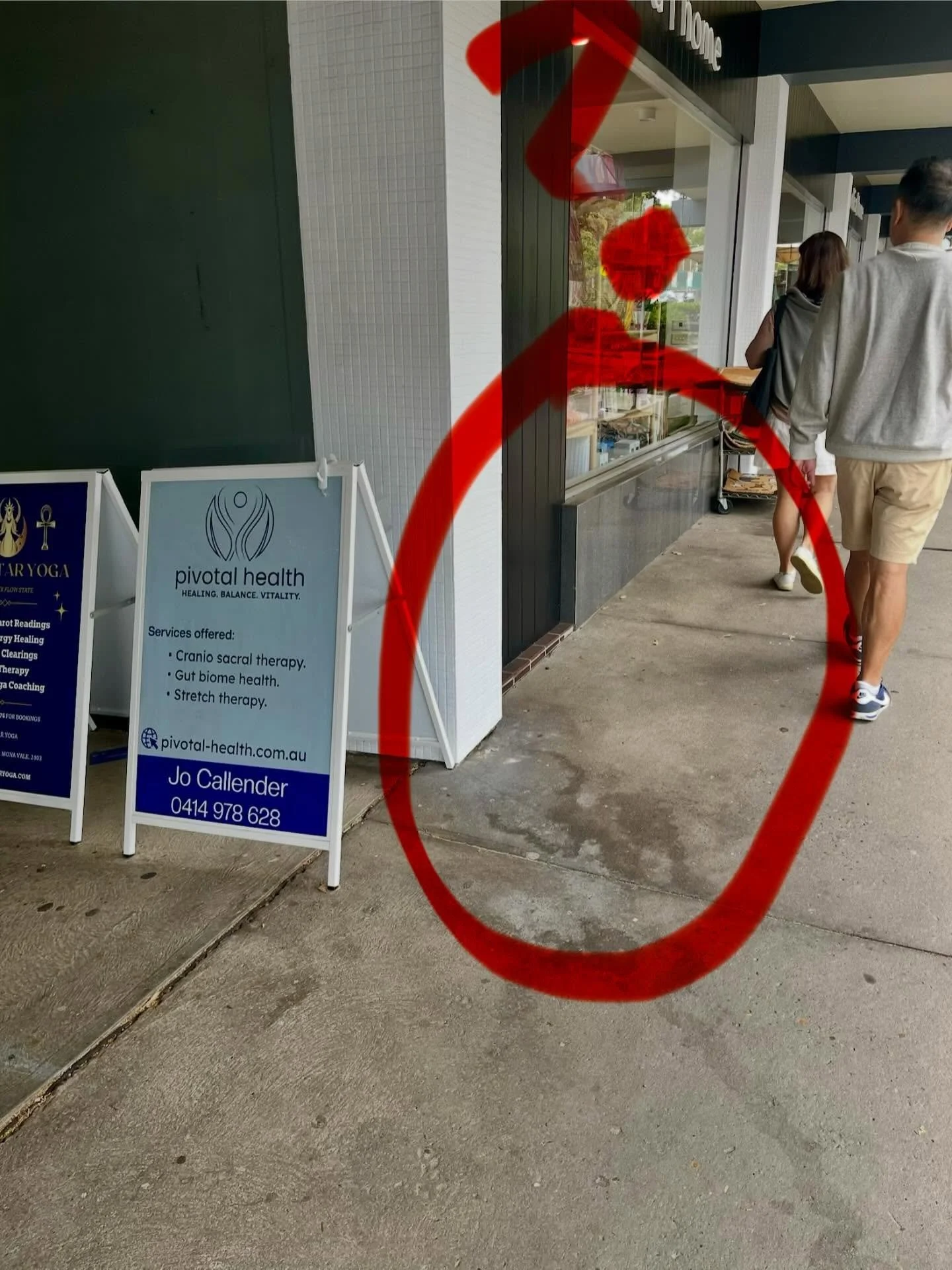 Thought someone took my sign but some silly buggers put it next to Aldi 🤣
Reminds me to get some new signs for the windows facing Bungan &amp; the new Guzman coming up! 
Was about to make a police report so that&rsquo;s good I avoided that &amp; wha