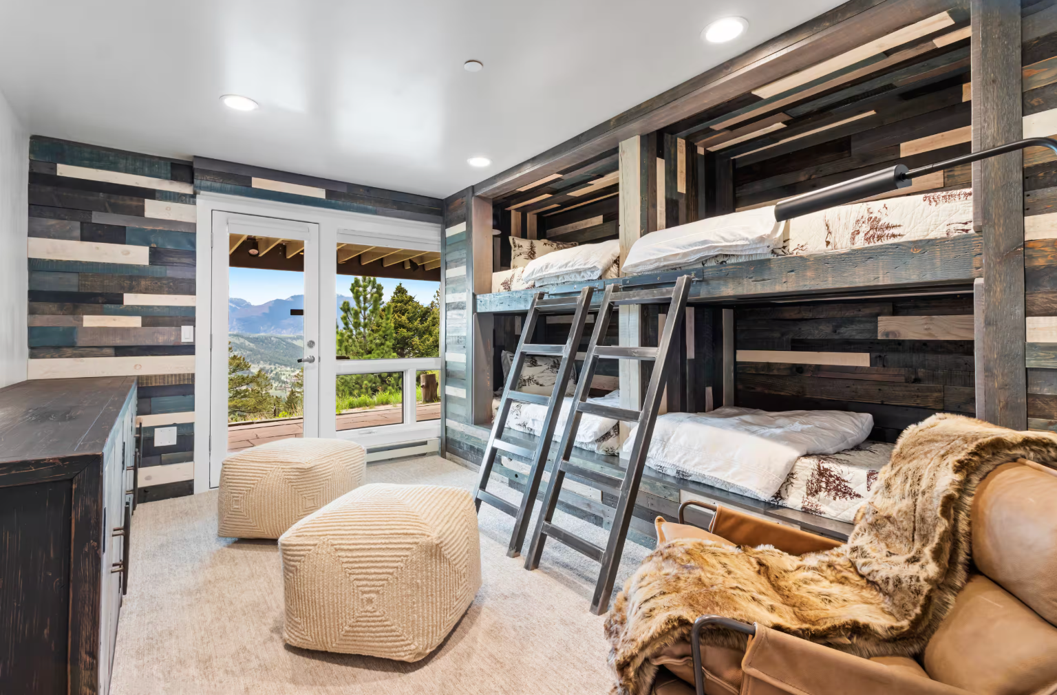 bunk bed room.png