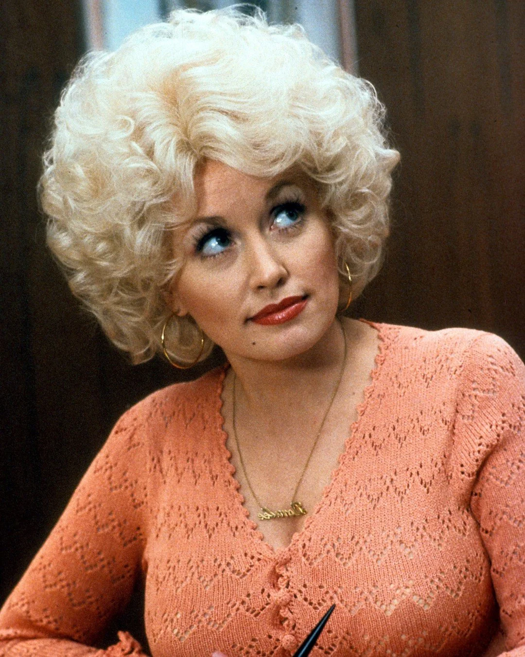 Vale Dolly 💔

The sad passing of Dolly has us meditating on her legacy.

Her epic catalogue of music. Her Imagination Library book gifting program,  did you know it's available in Australia? And if you haven't seen the film 9 to 5, tonight is the ni