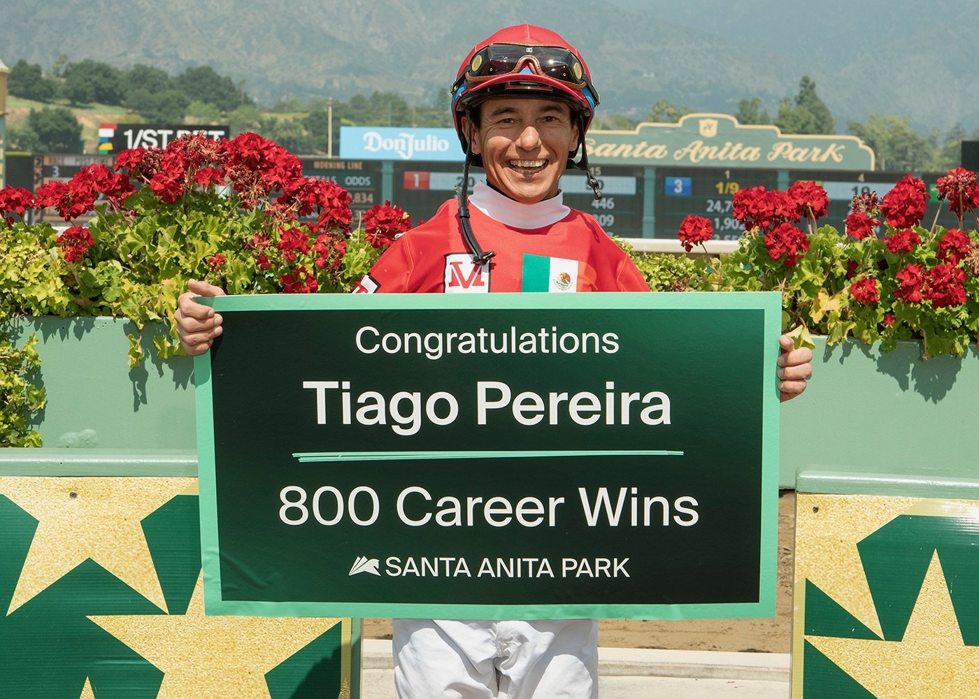 Congratulations Tiago Peraira 800 Career Wins.jpeg