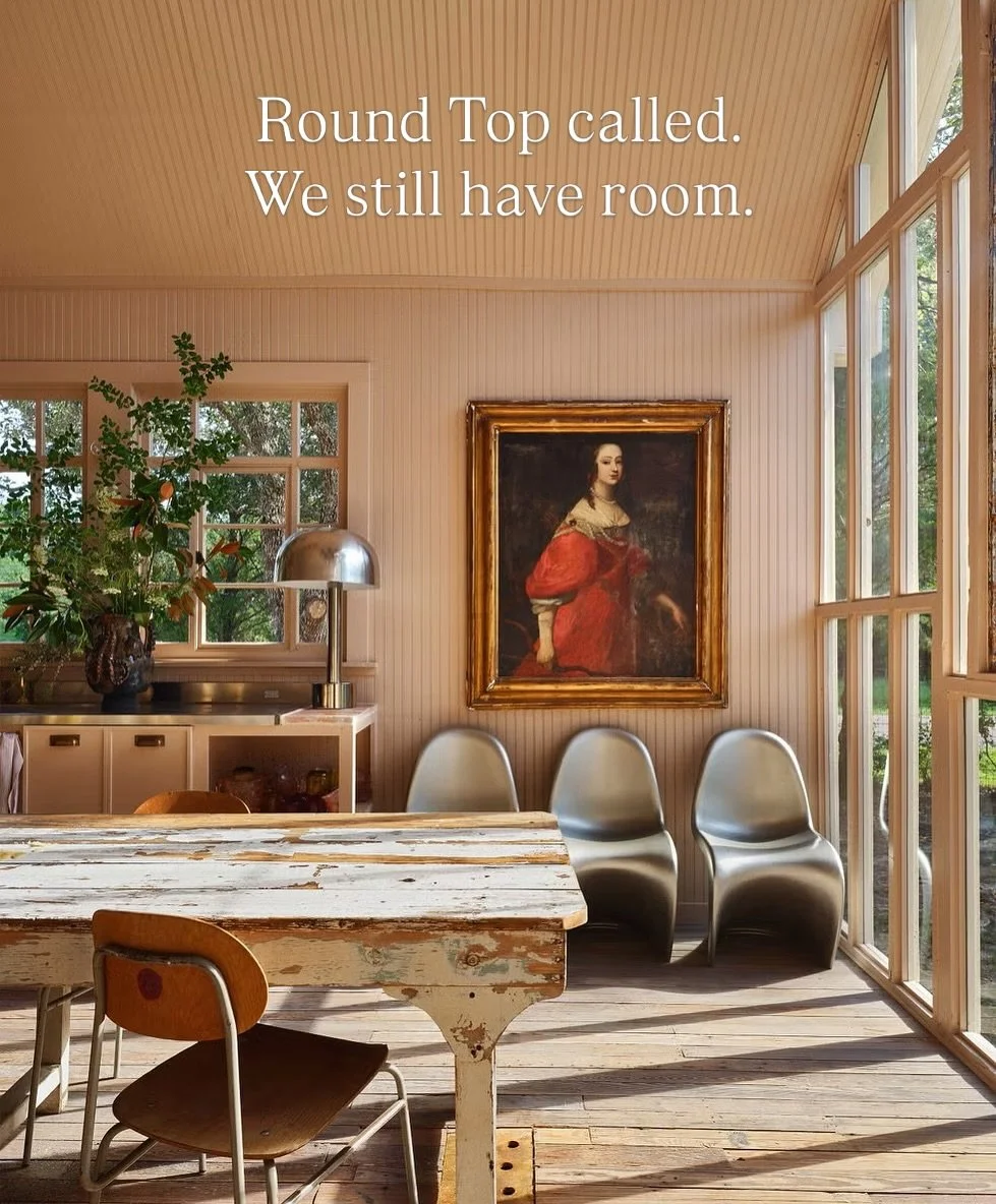 There&rsquo;s still time to make it to Round Top Fall Show!

If you&rsquo;re planning a last minute trip for the final days of antiques shopping, good news. We&rsquo;ve got a few more openings for the weekend!

Here&rsquo;s what&rsquo;s still availab