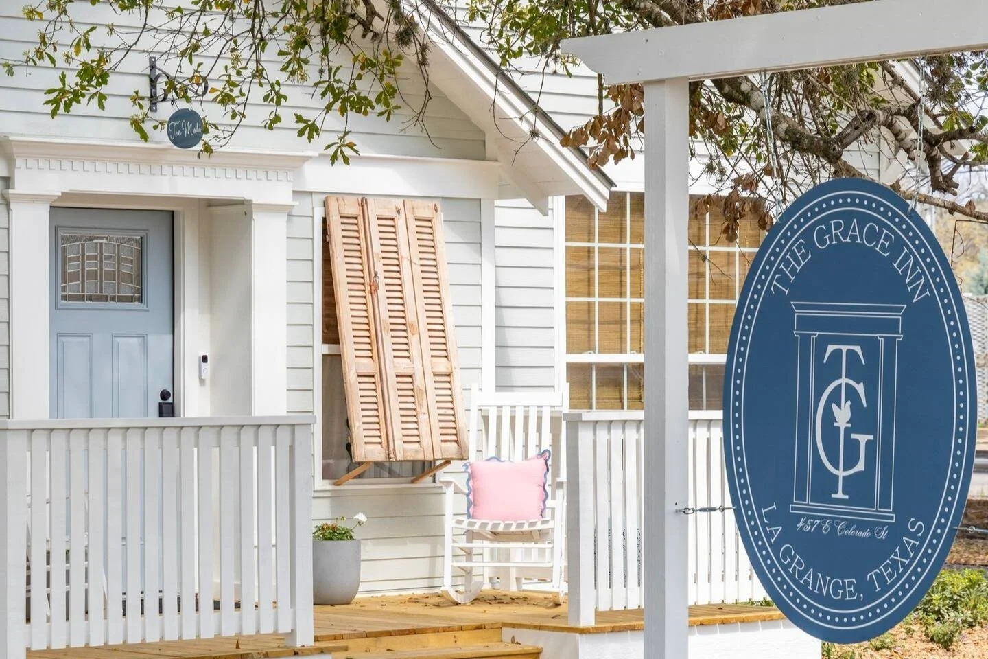 Outside view of The Grace Inn in La Grange, Texas