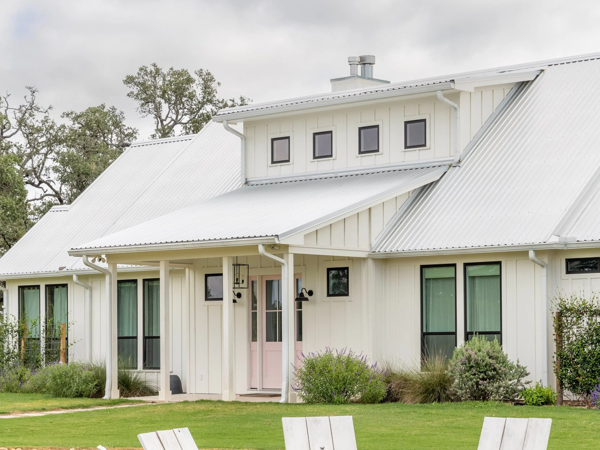 Outside view of a large, charming country home in La Grange, TX