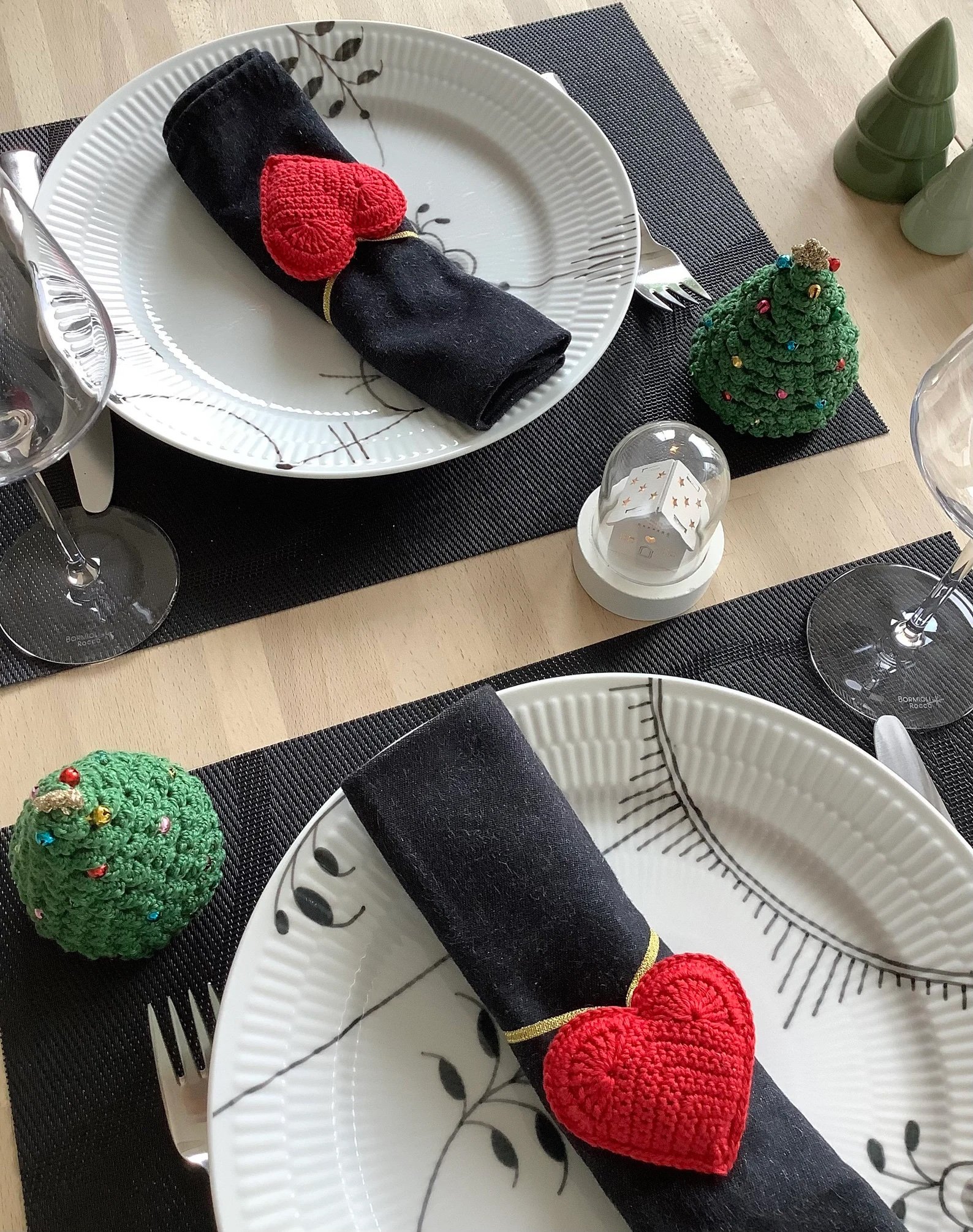 SwedishCrochetHeart4.jpeg