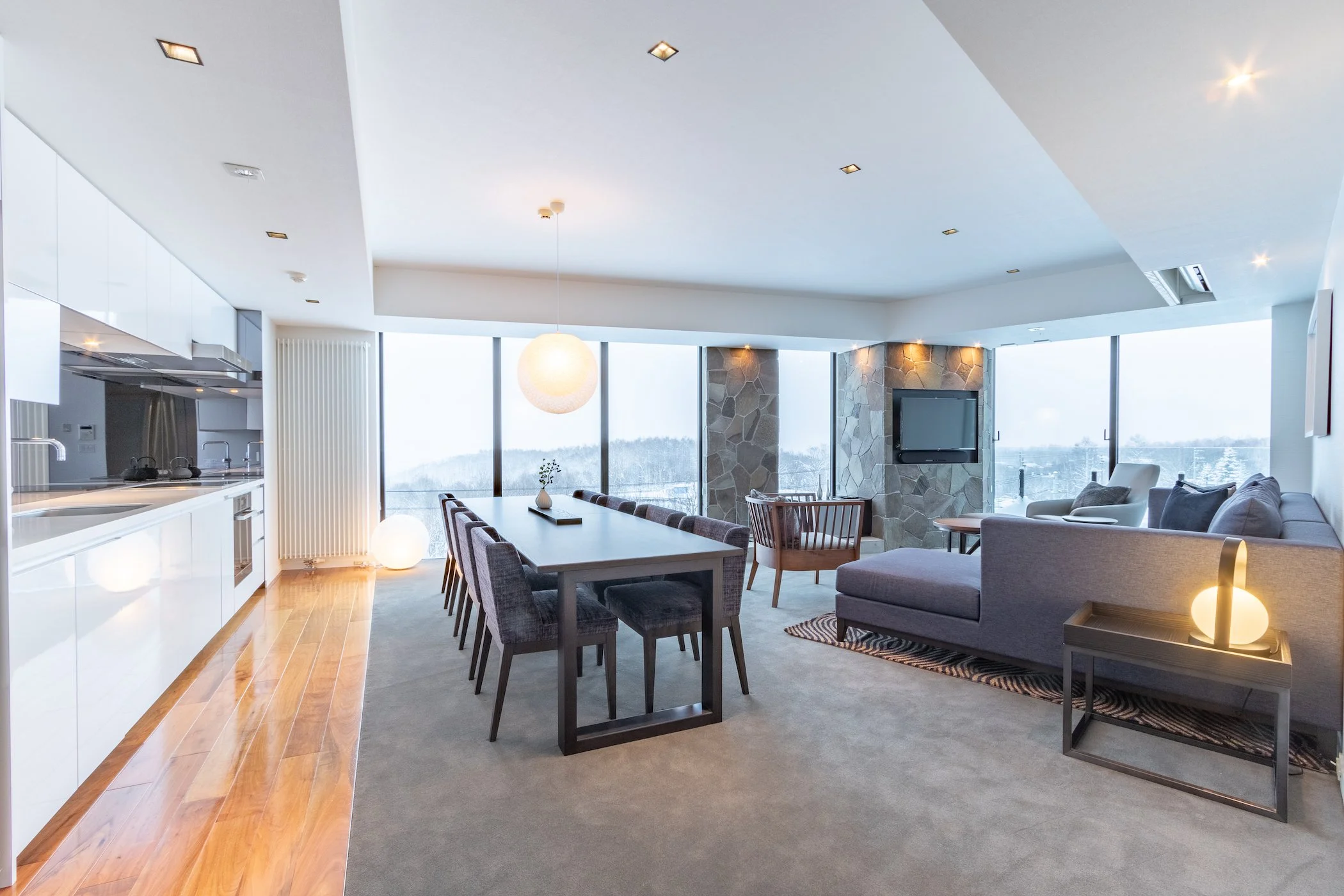 TVN_13_2BR Yotei Suite.jpg