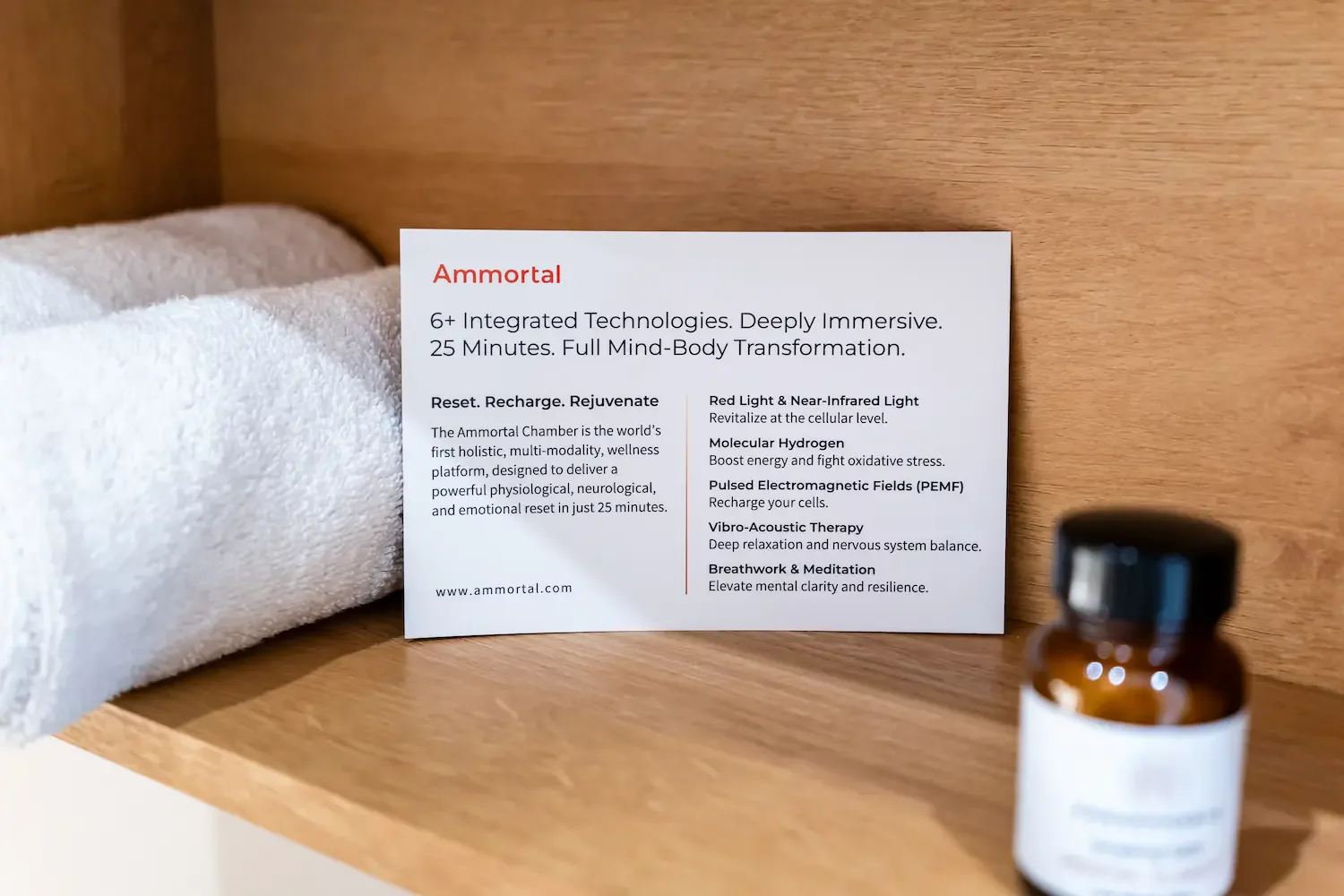 Ammortal Chamber info card listing its integrated recovery technologies