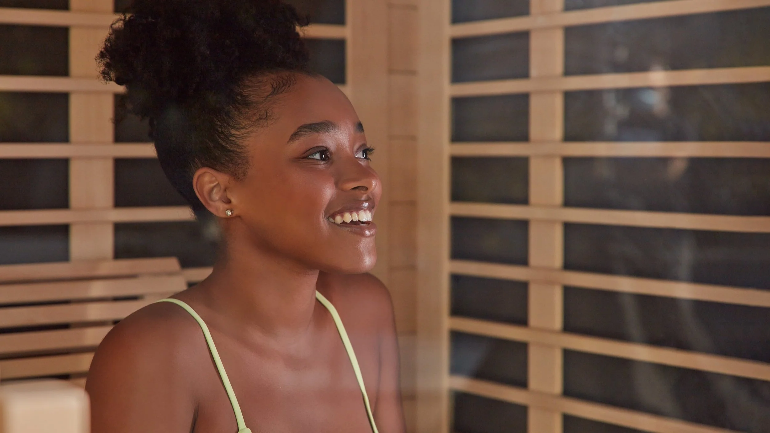 Infrared Sauna vs. Traditional Sauna: Which One Actually Heals Faster?