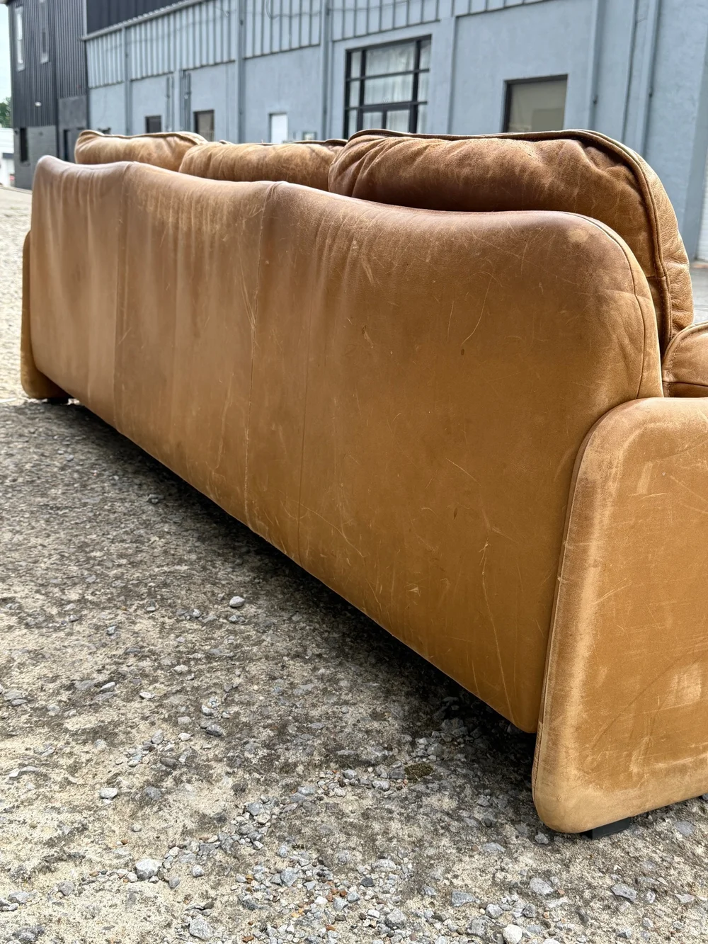De Sede DS-61 Leather Sofa — Ebb & Iv