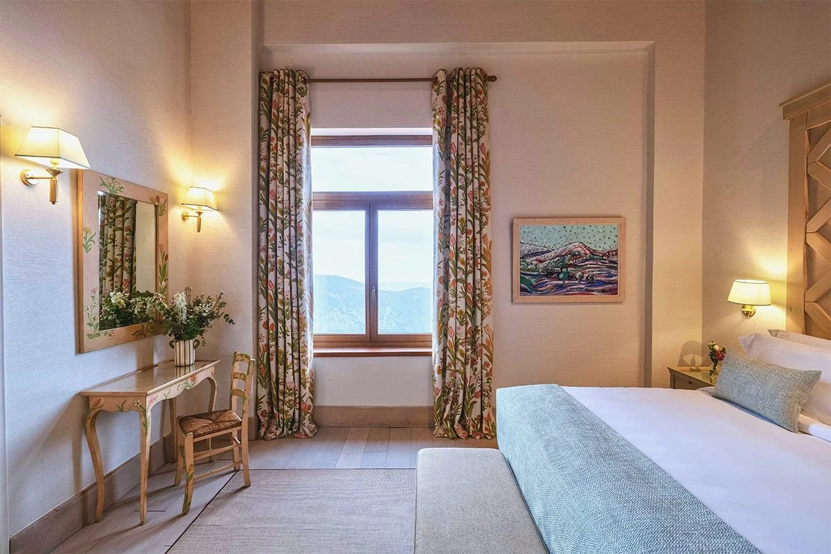 sma-gallery-accommodation-l_0013_Santa-Marina-Arachova-Resort-Spa-Suites-Deluxe-3.jpg